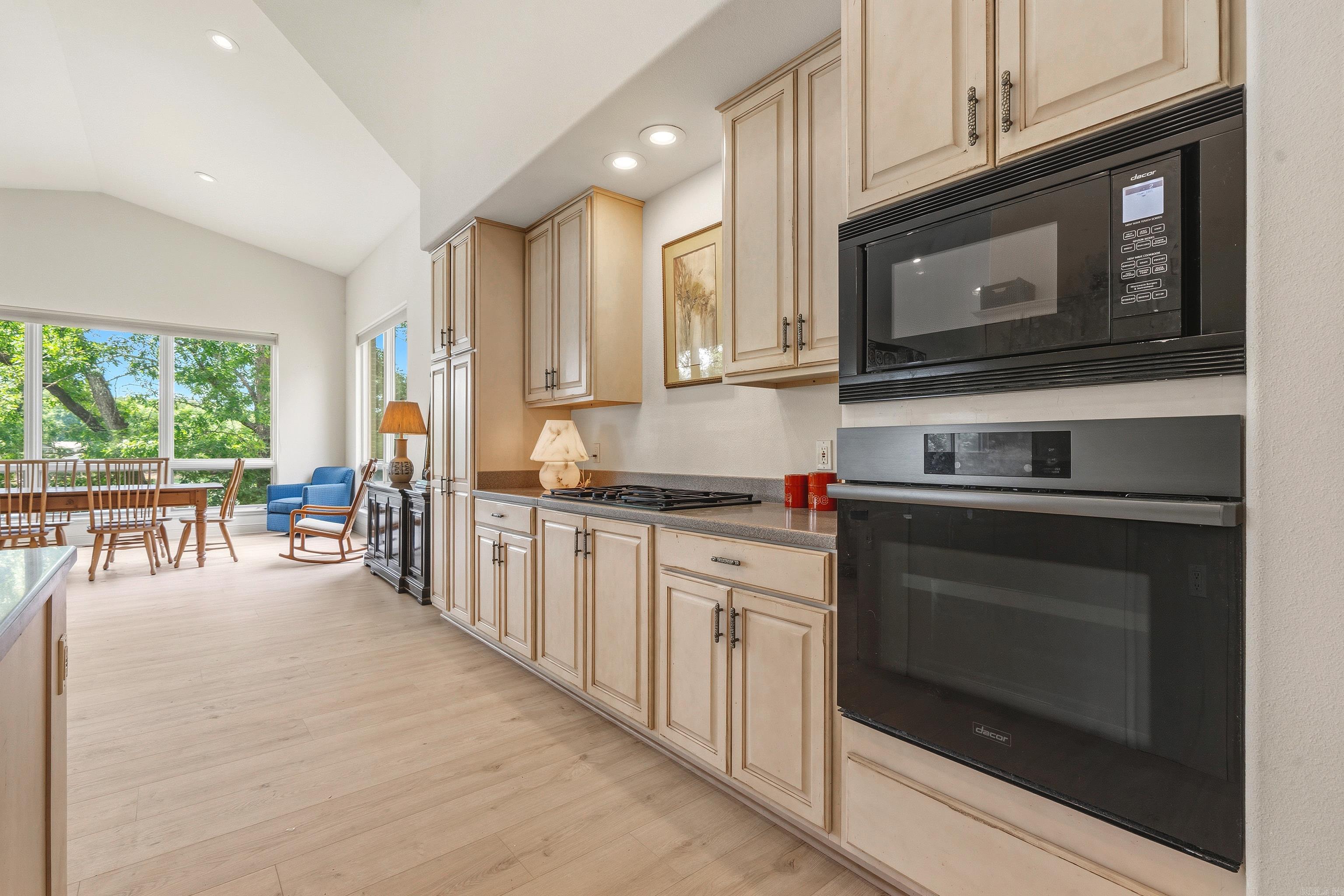 TIBURON - Residential