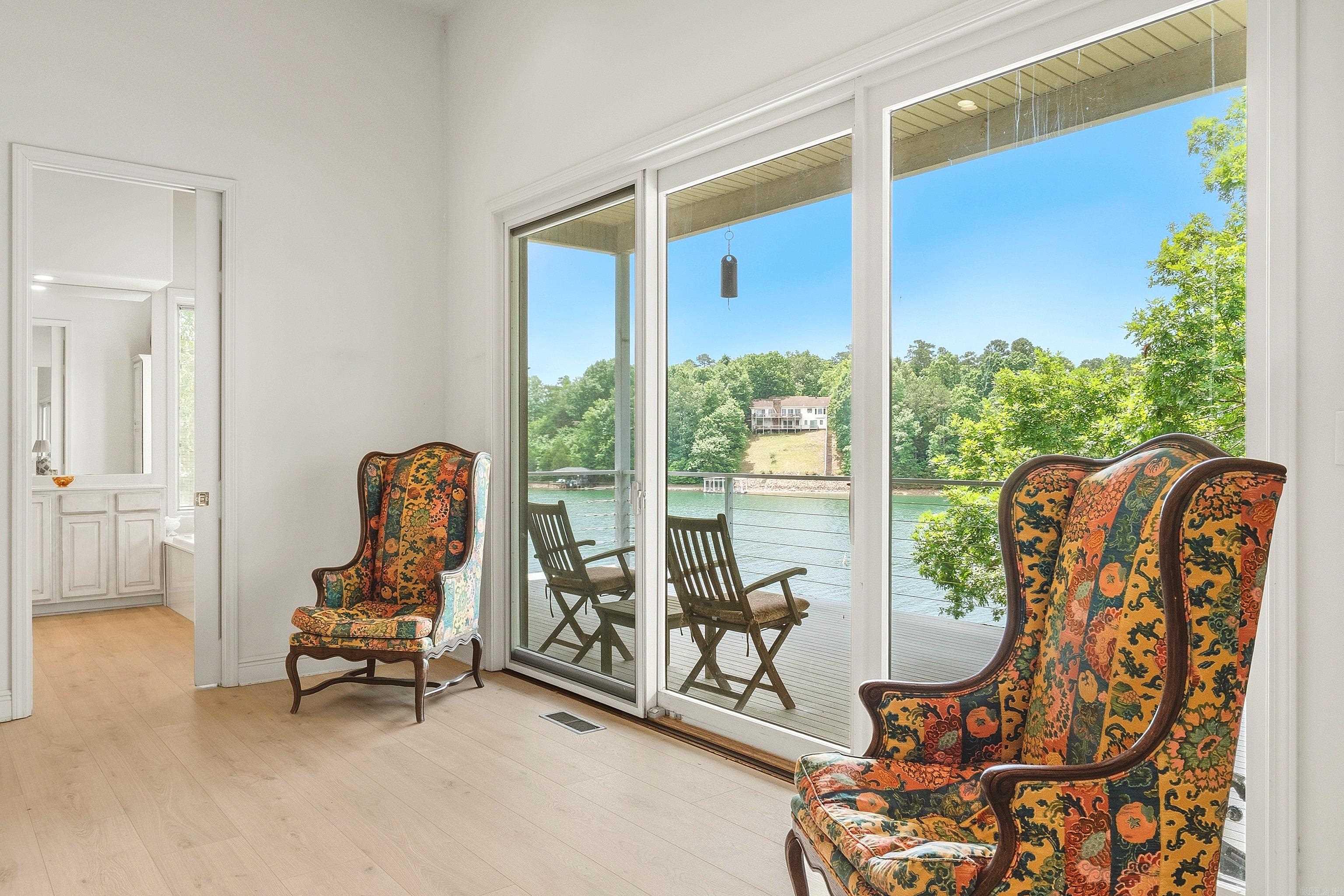 TIBURON - Residential