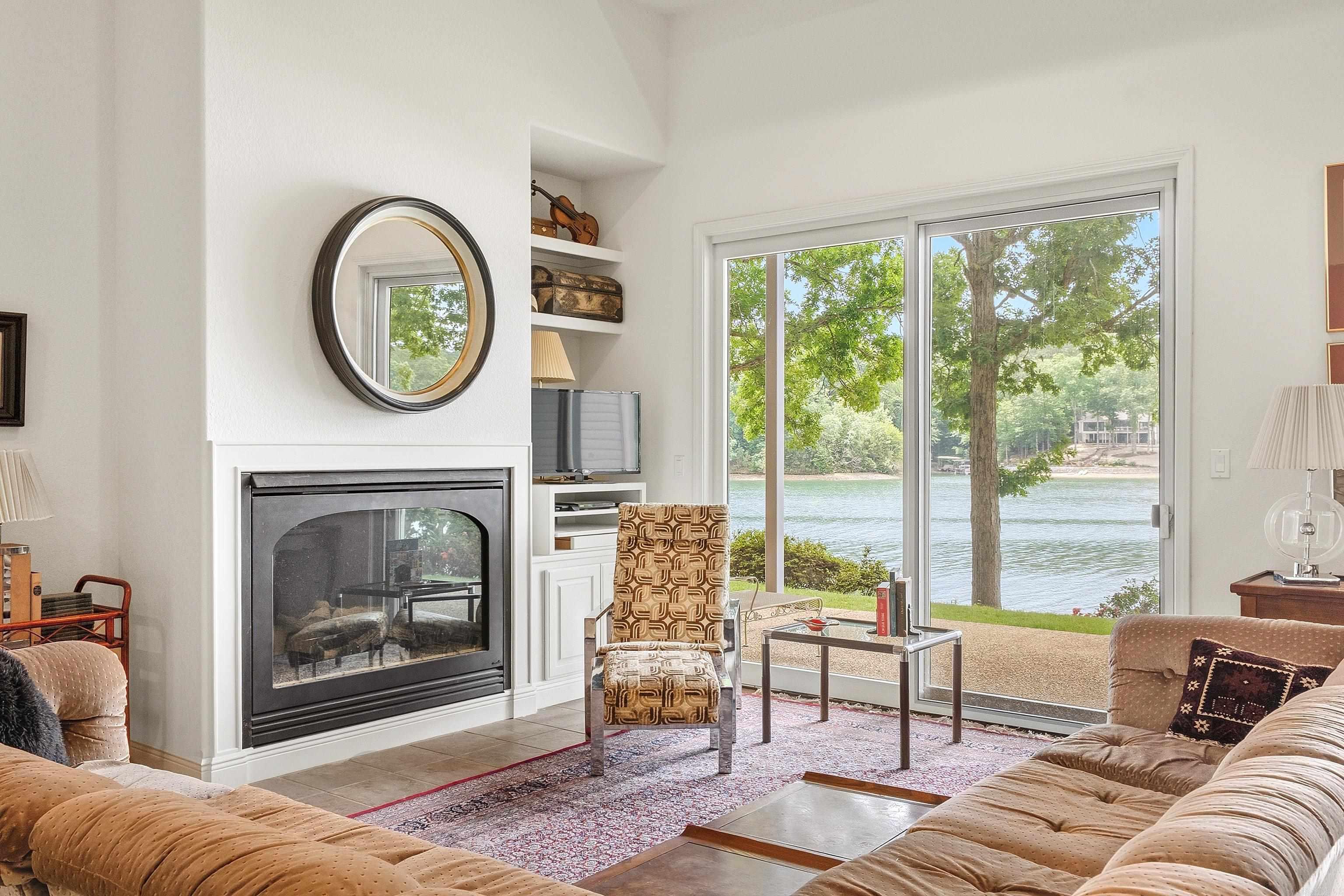 TIBURON - Residential