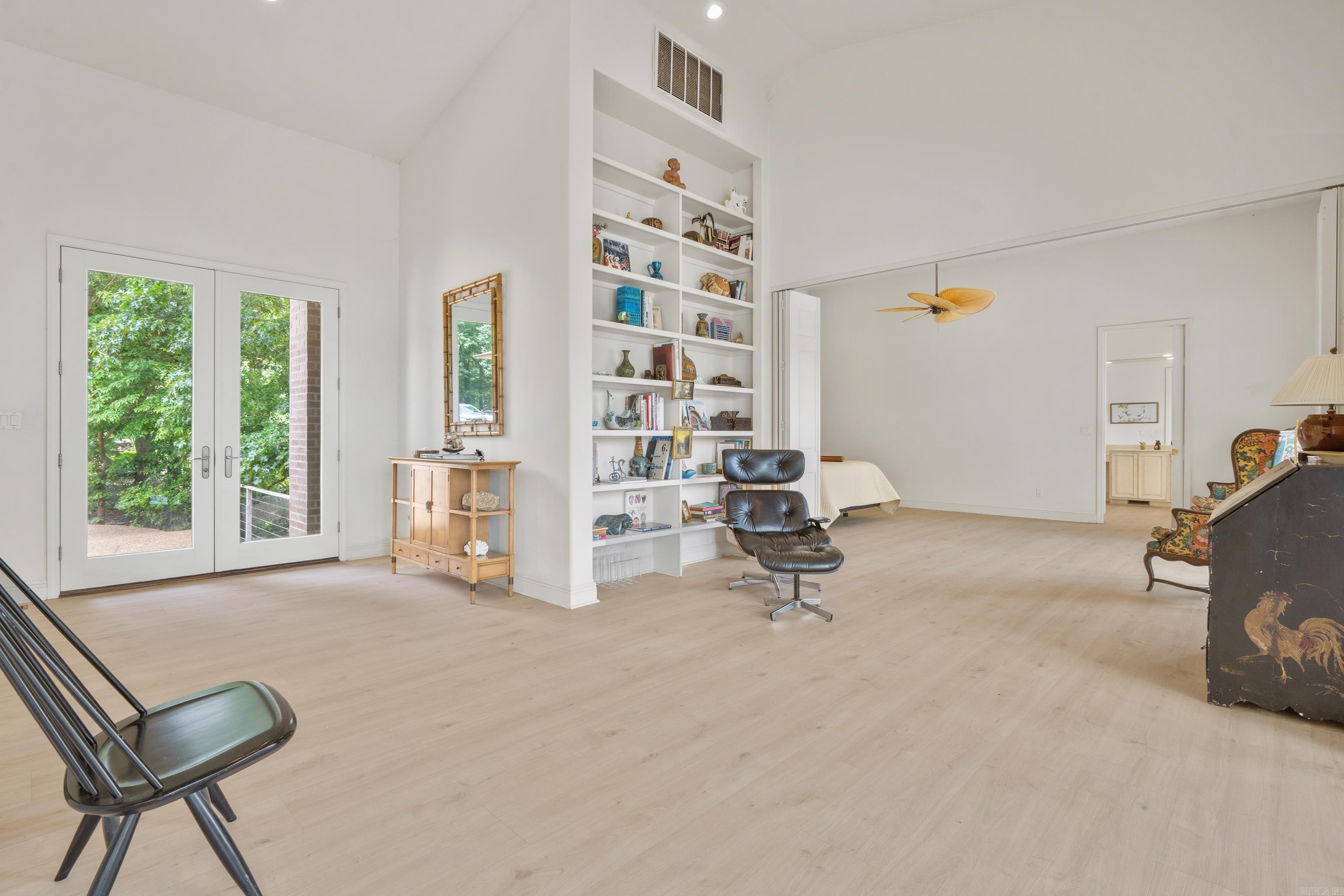 TIBURON - Residential