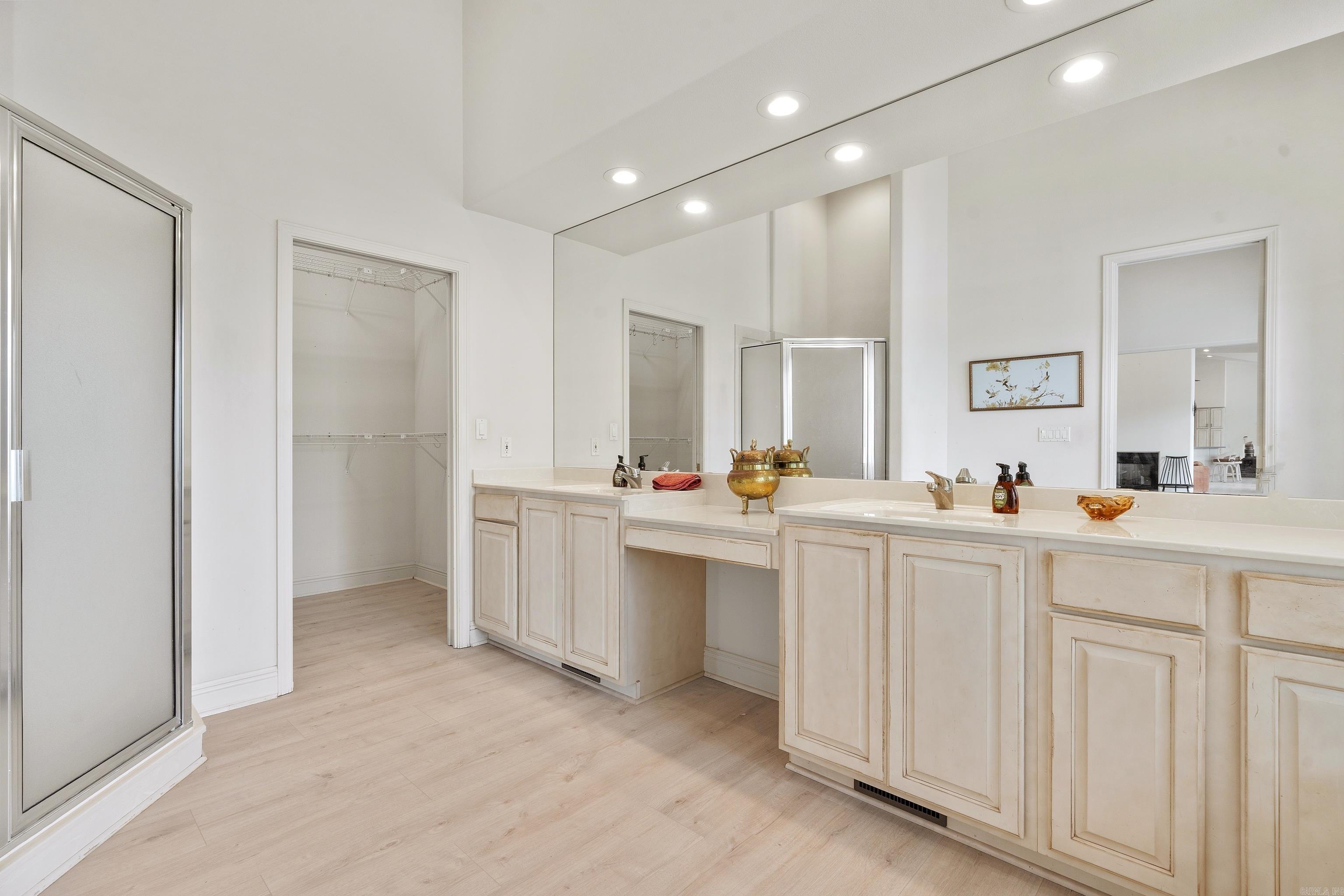 TIBURON - Residential