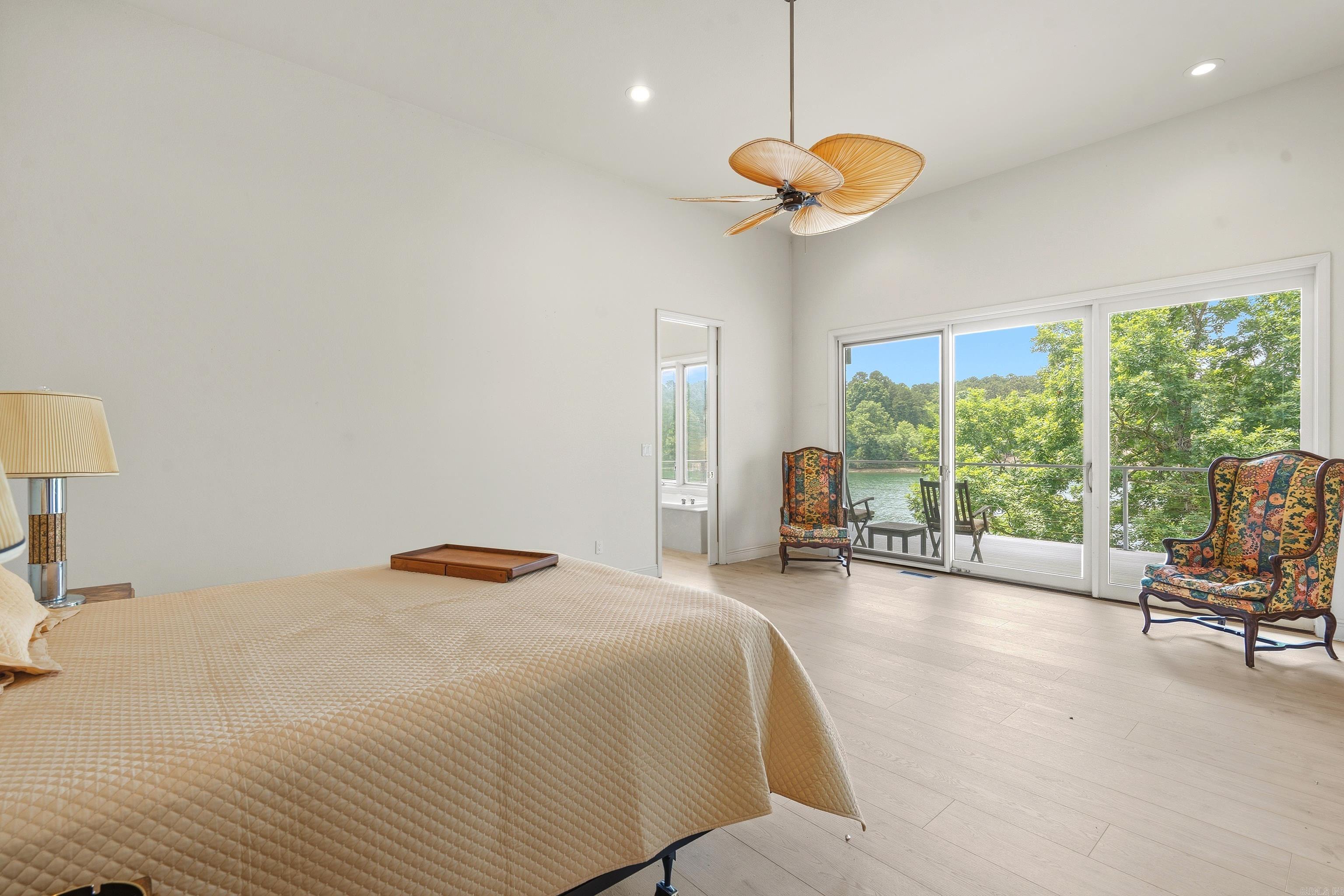 TIBURON - Residential