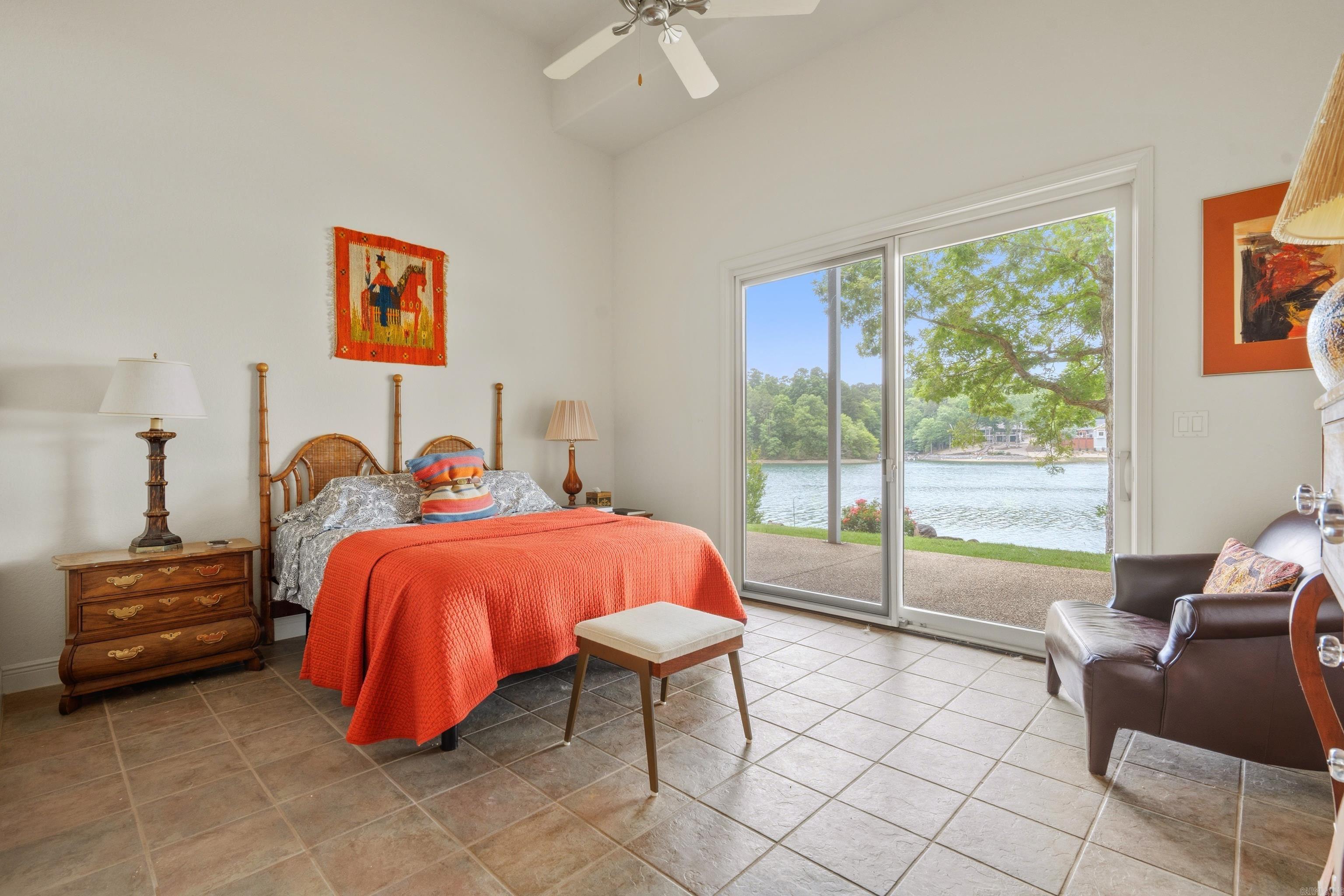 TIBURON - Residential