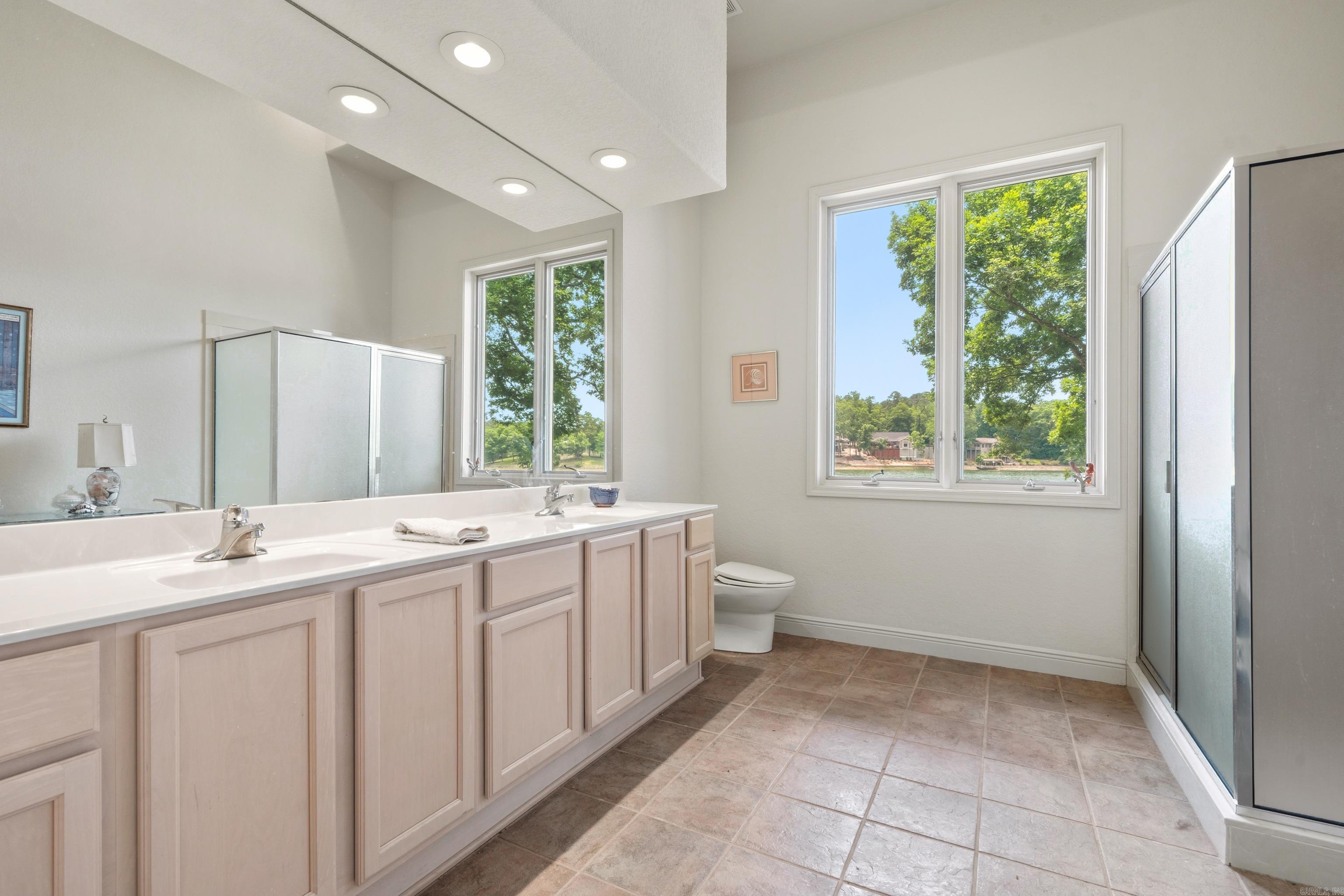 TIBURON - Residential