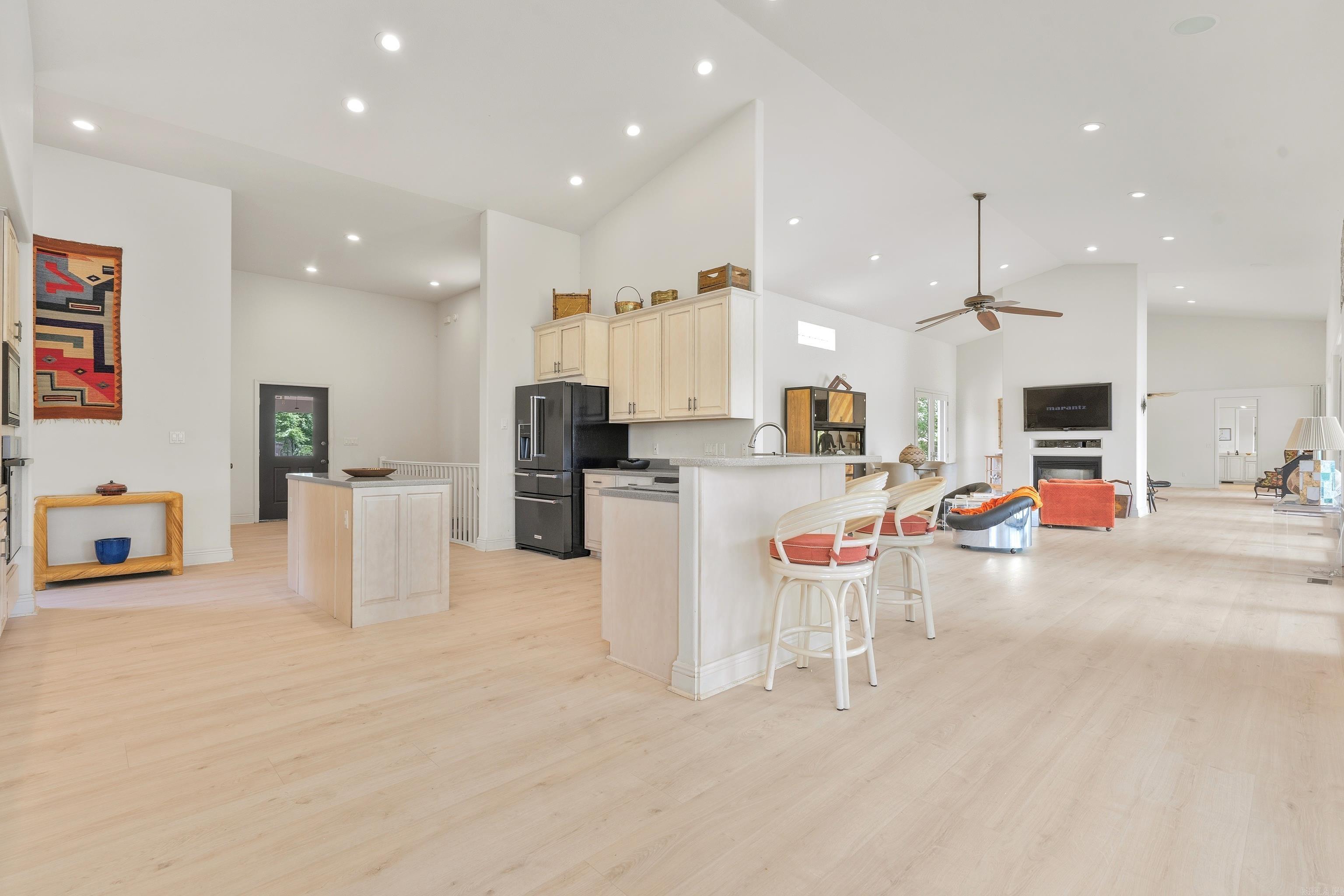 TIBURON - Residential