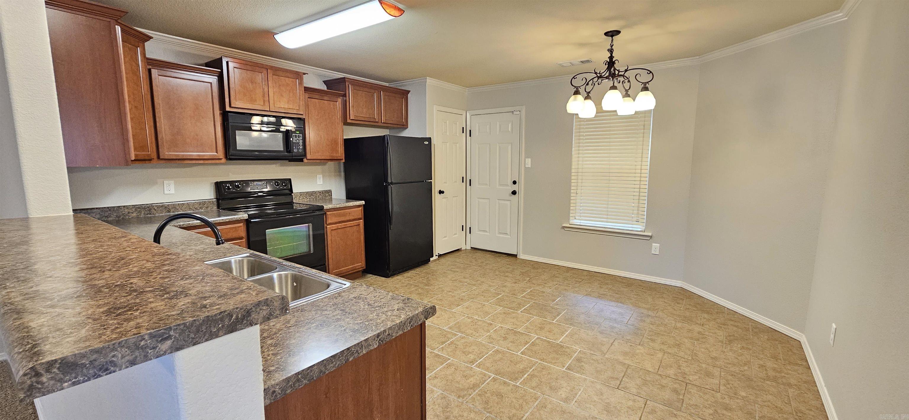 Parkway Meadows - Residential Lease