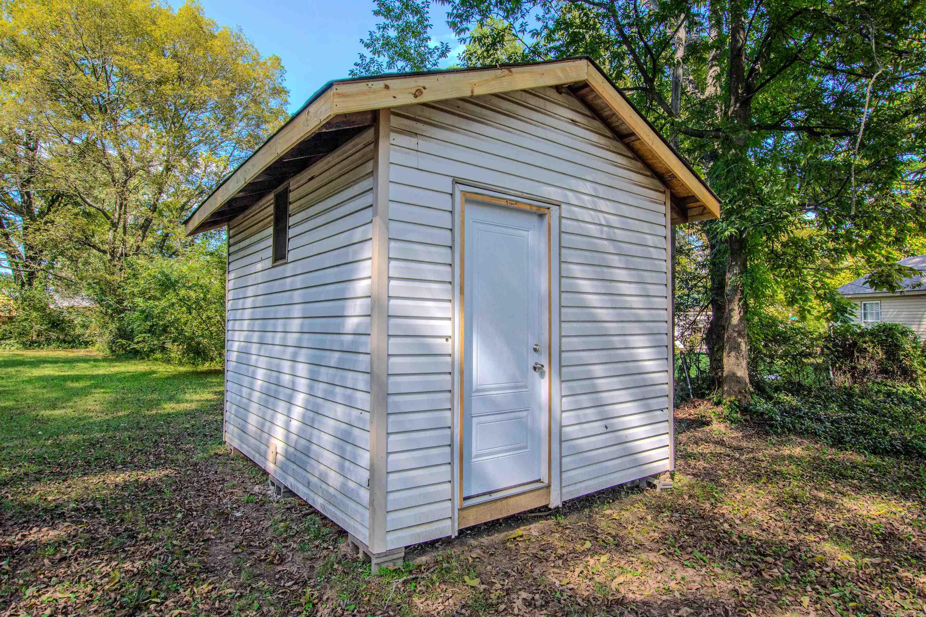 SUNNYSIDE HILLS ADDN TO JACK - Residential