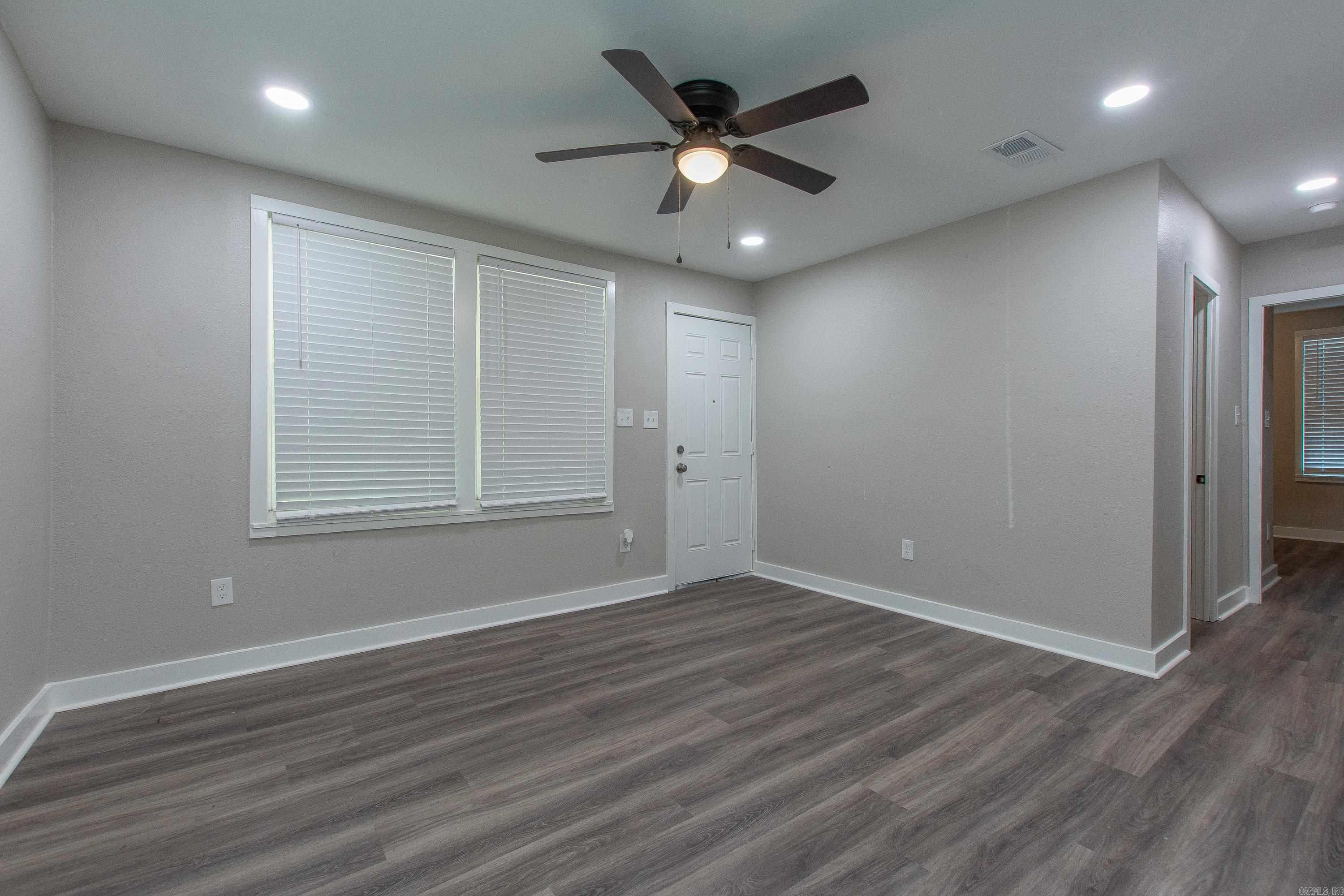 SUNNYSIDE HILLS ADDN TO JACK - Residential