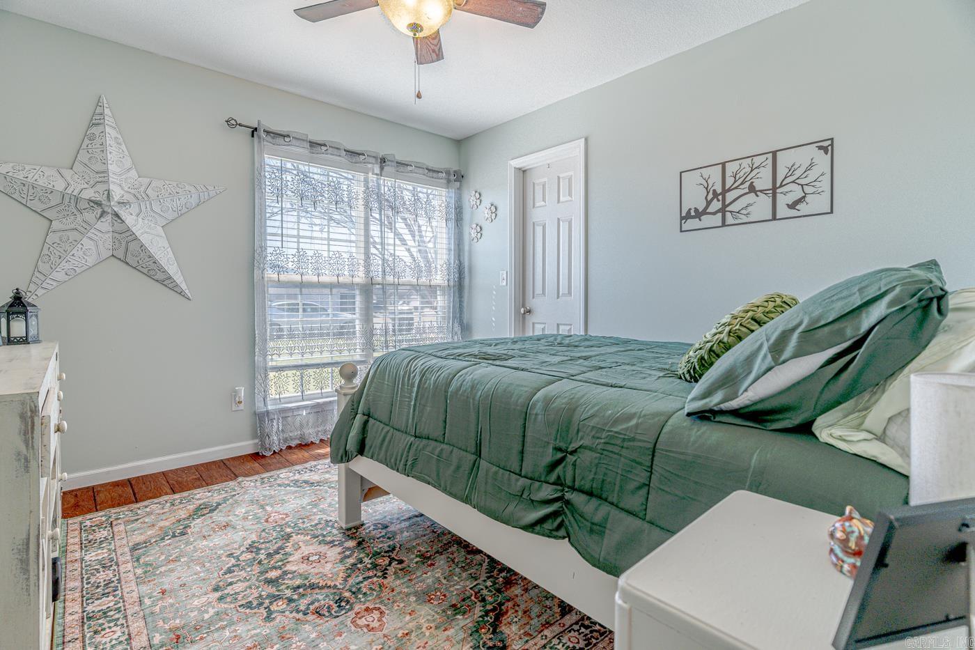 WINDSOR LANDING - Residential