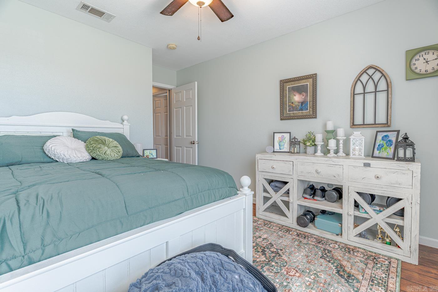 WINDSOR LANDING - Residential