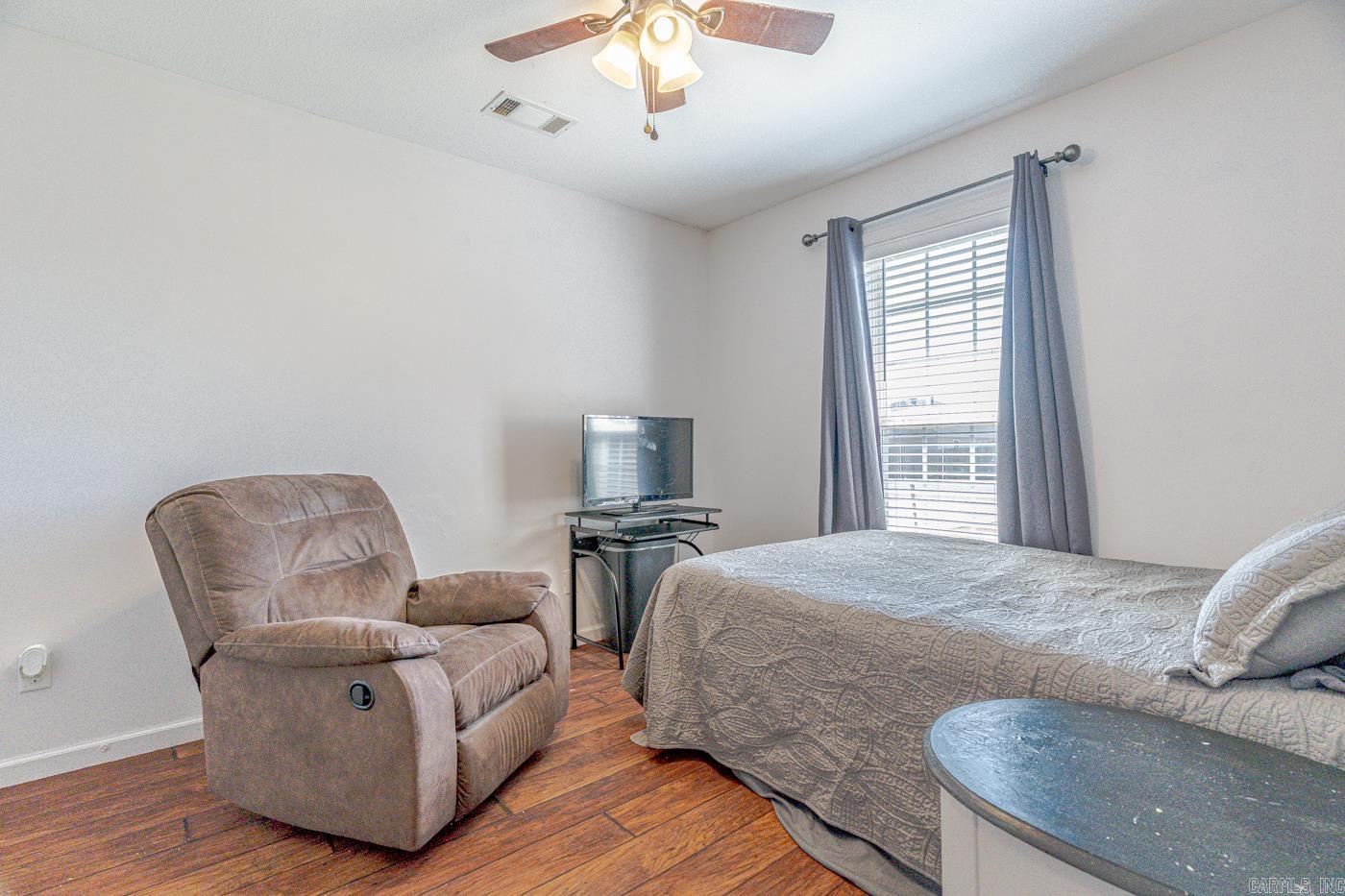 WINDSOR LANDING - Residential