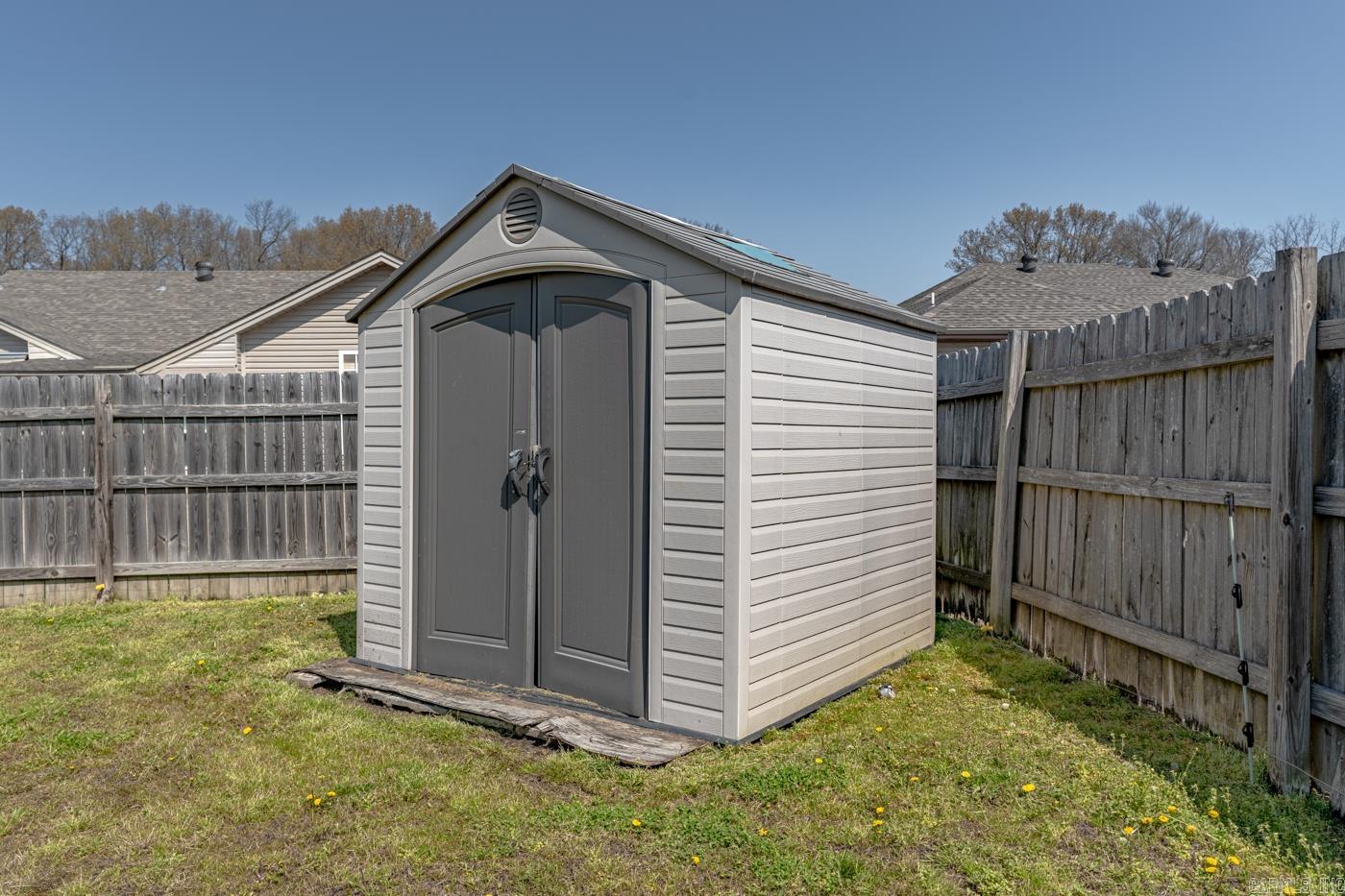 WINDSOR LANDING - Residential