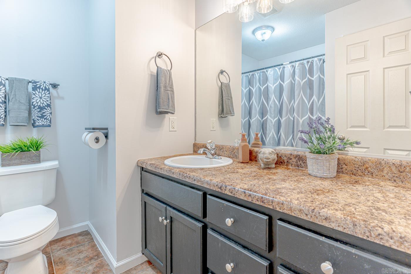 WINDSOR LANDING - Residential