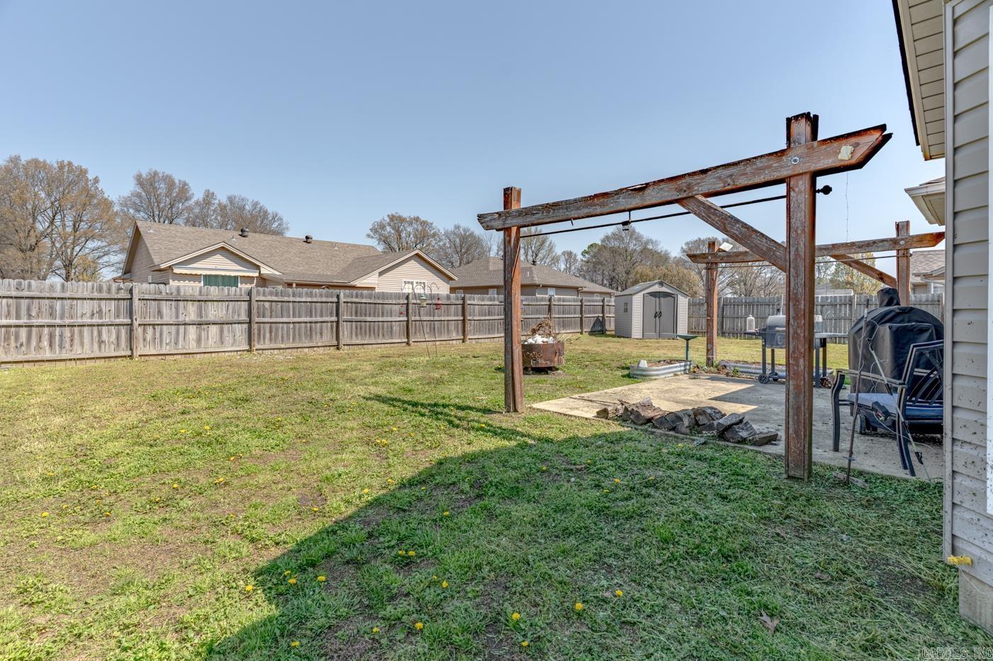 WINDSOR LANDING - Residential