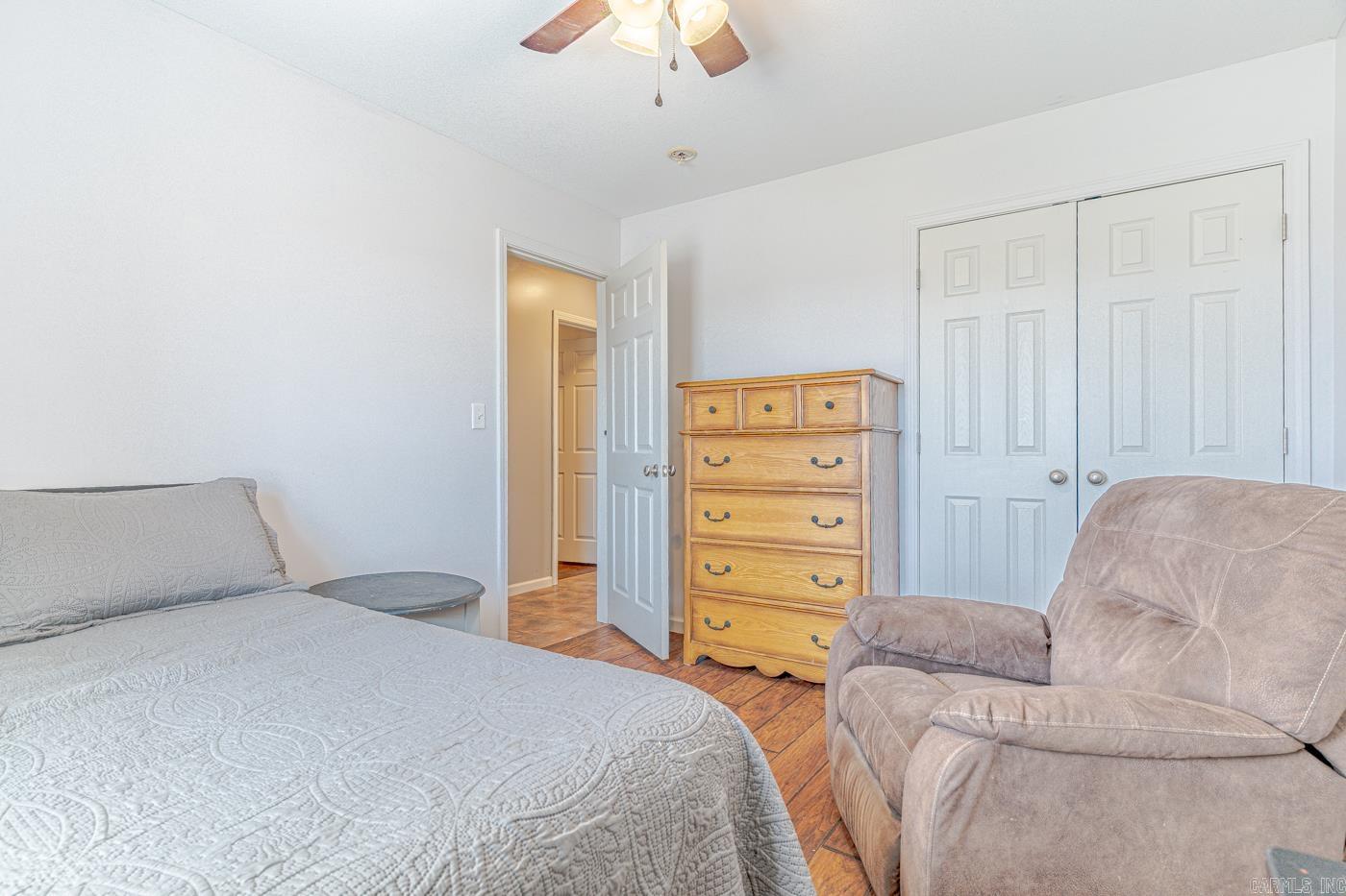 WINDSOR LANDING - Residential