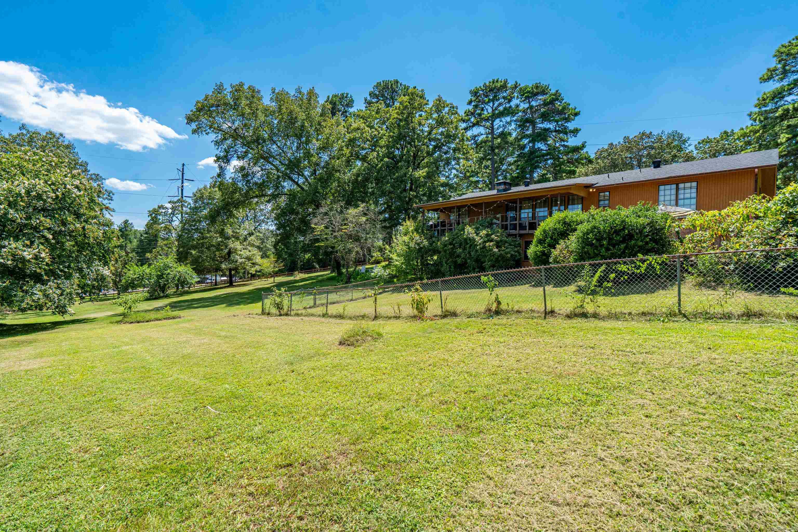 PINE VISTA ESTATES - Residential