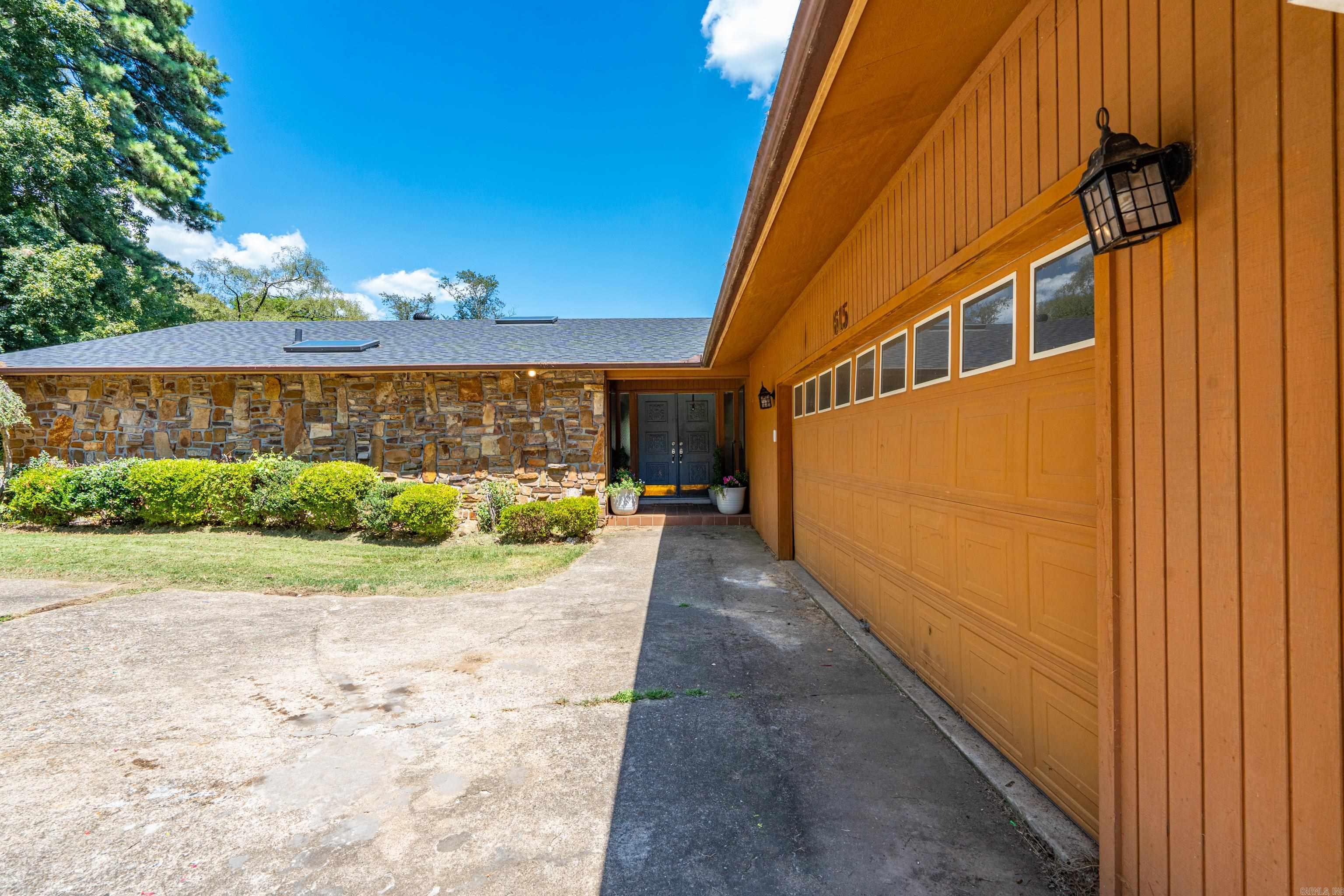 PINE VISTA ESTATES - Residential