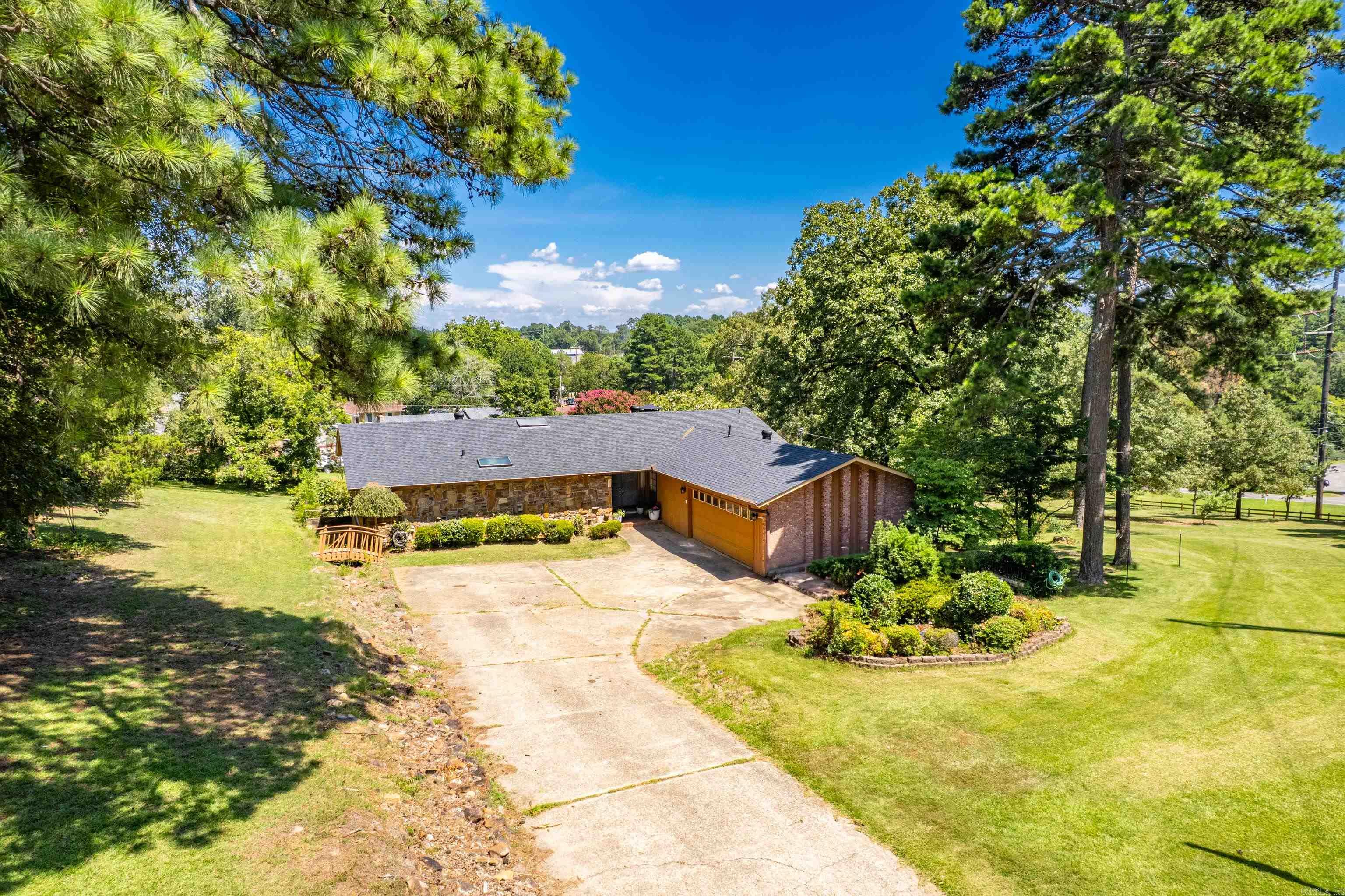 PINE VISTA ESTATES - Residential