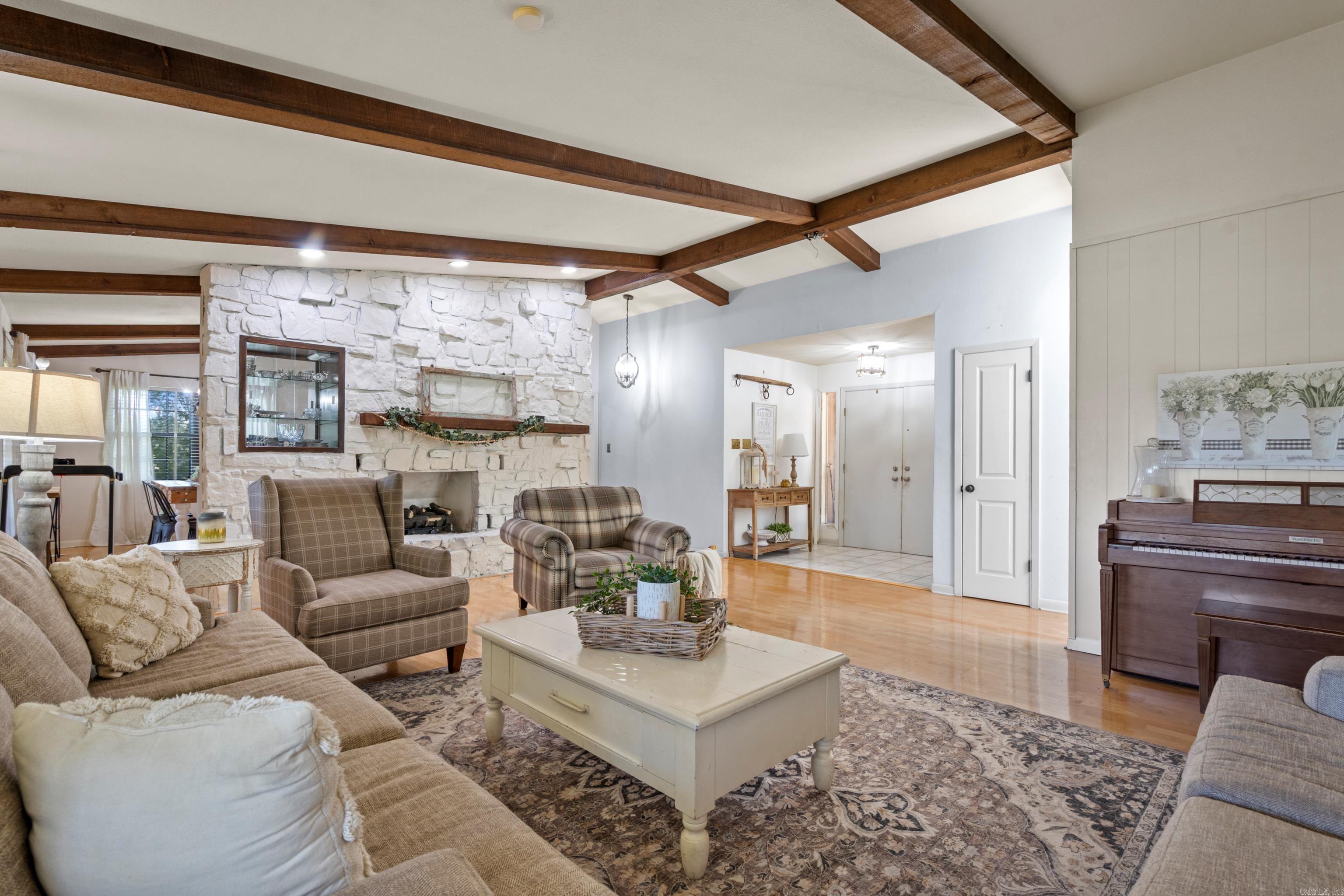 PINE VISTA ESTATES - Residential