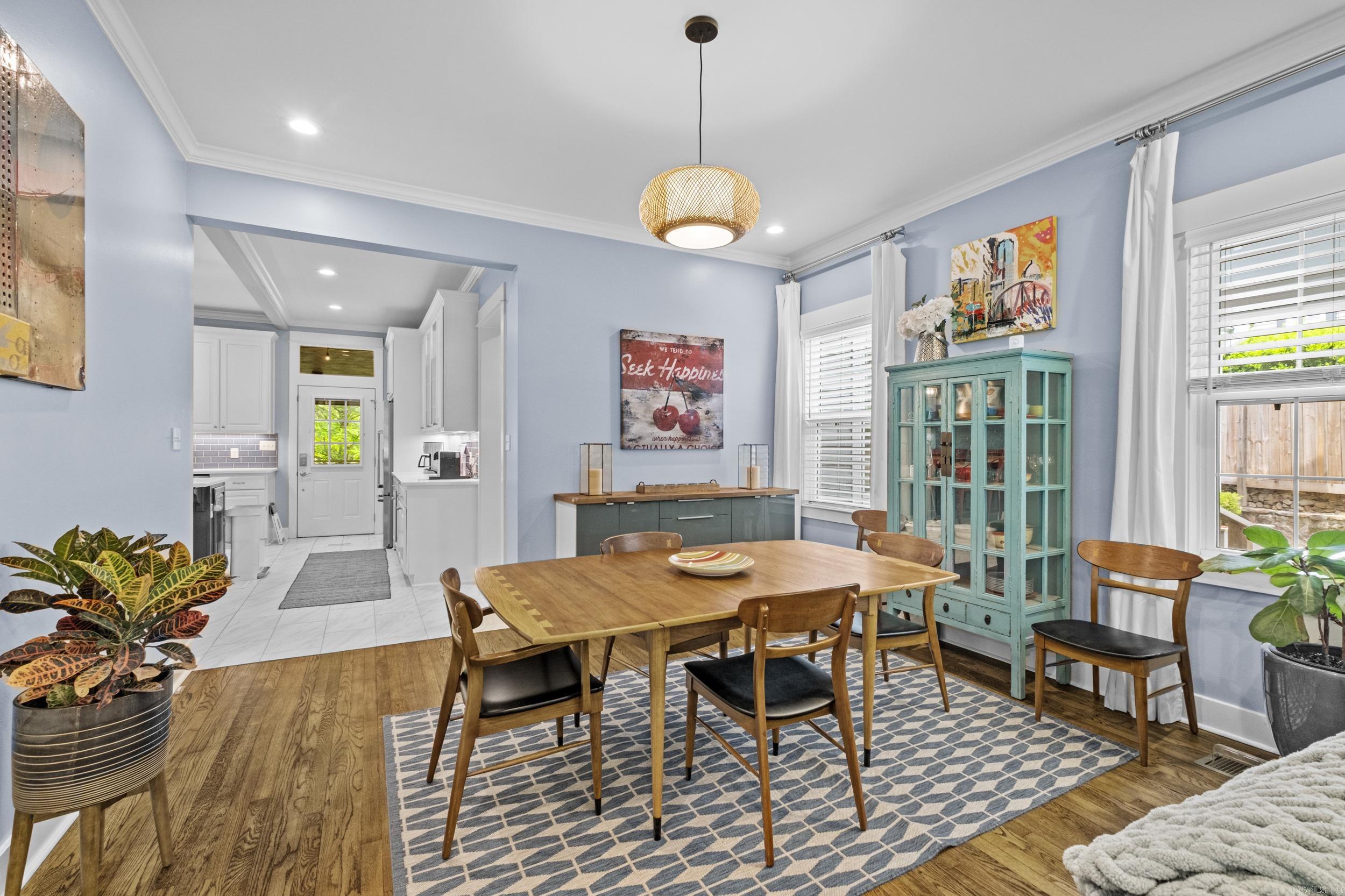 EAST PULASKI HGTS - Residential