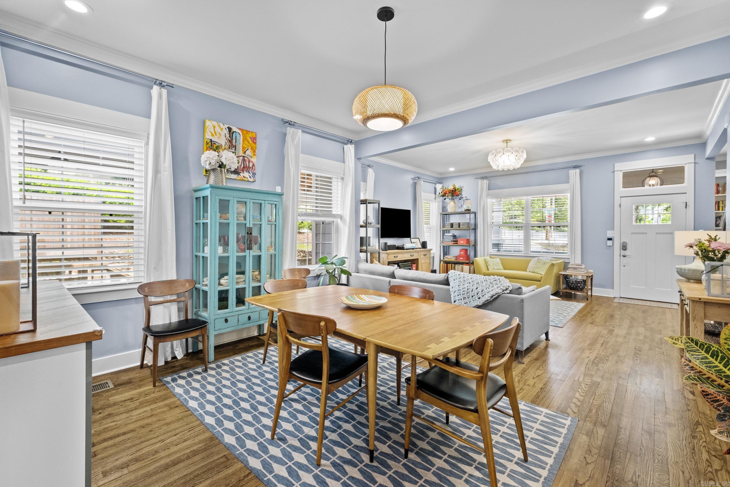 EAST PULASKI HGTS - Residential