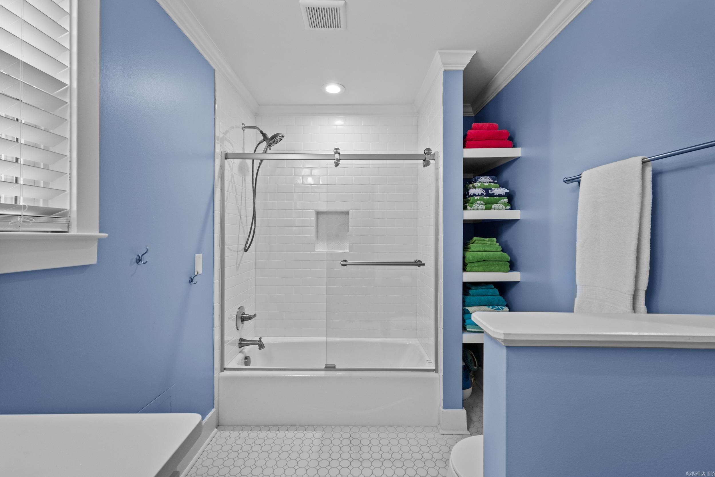 EAST PULASKI HGTS - Residential