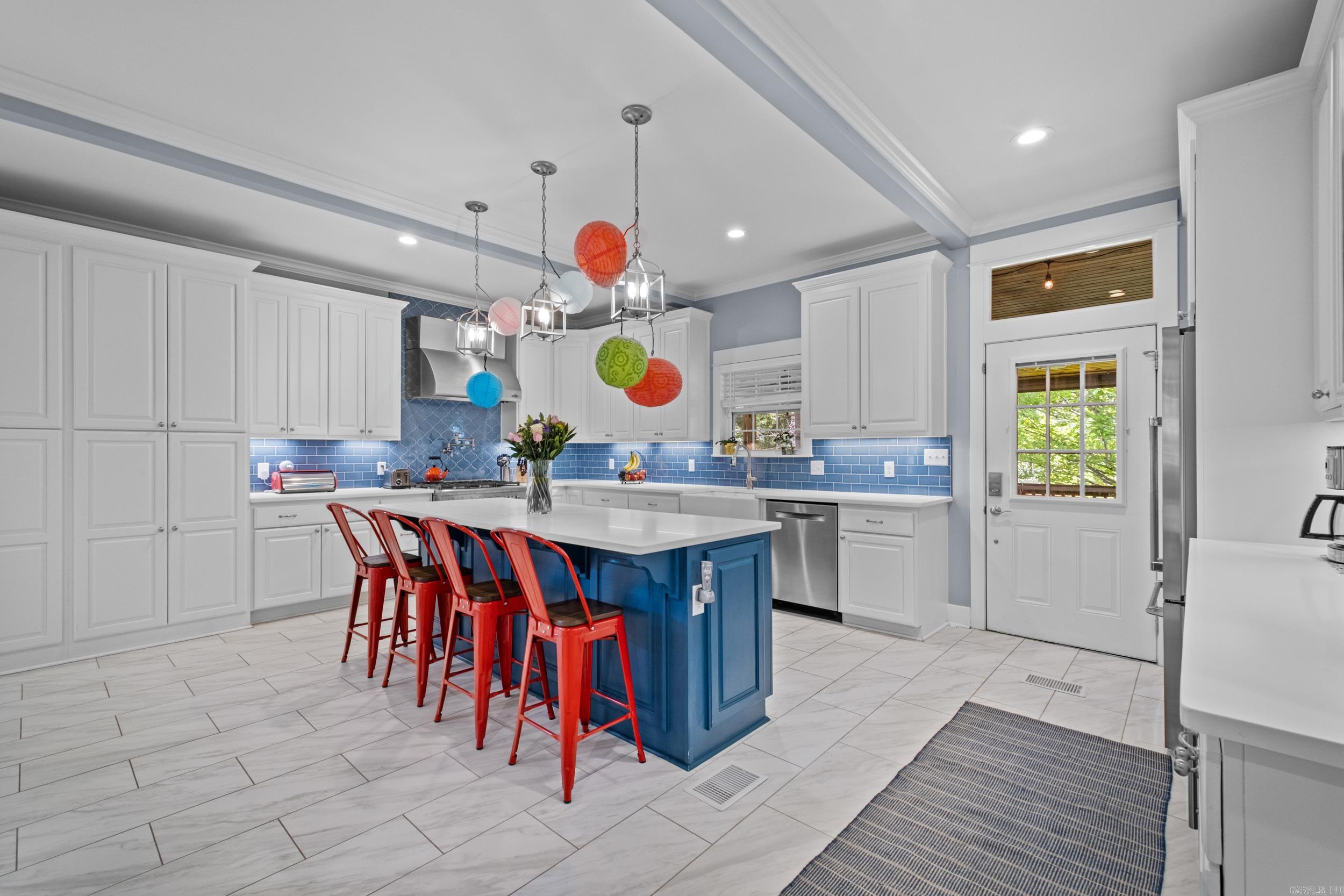 EAST PULASKI HGTS - Residential