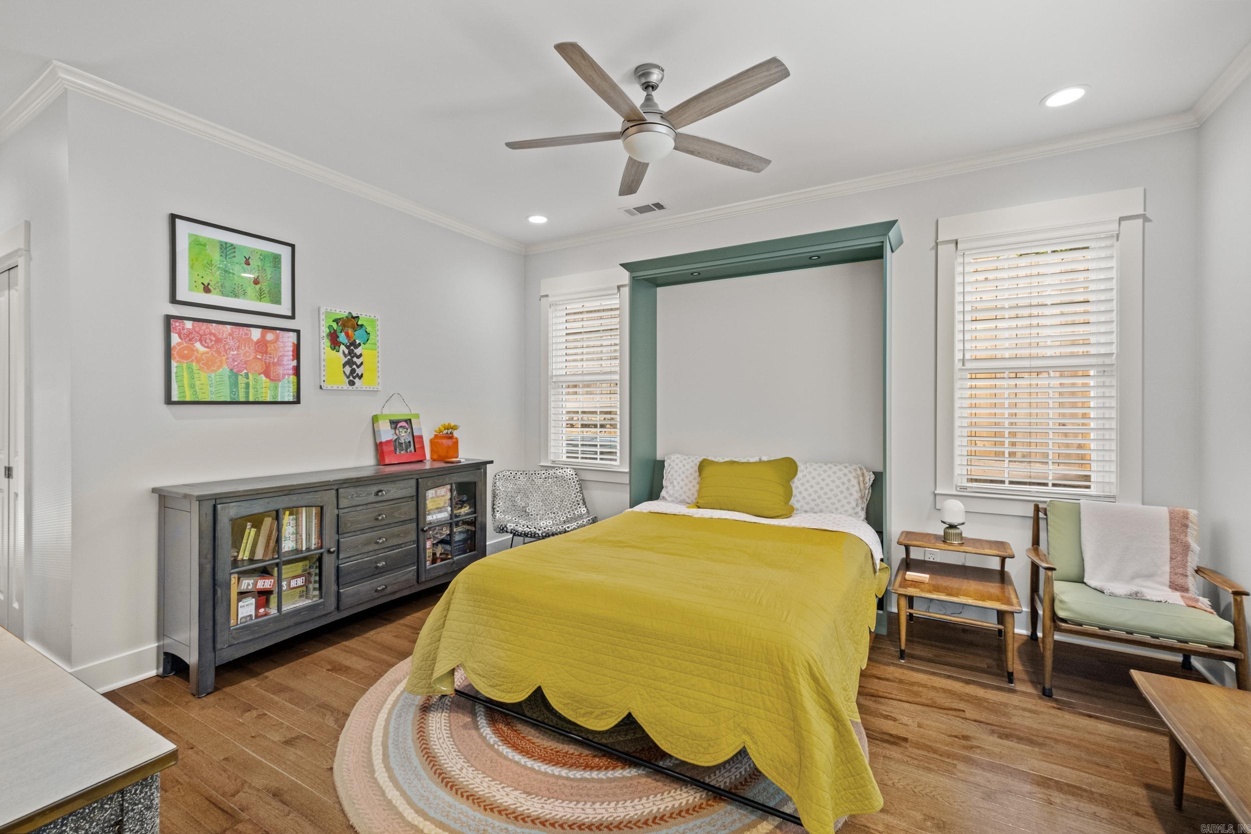 EAST PULASKI HGTS - Residential