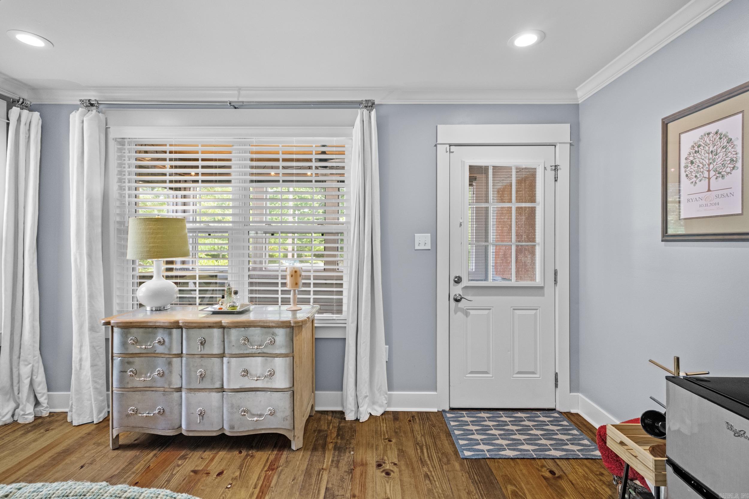 EAST PULASKI HGTS - Residential