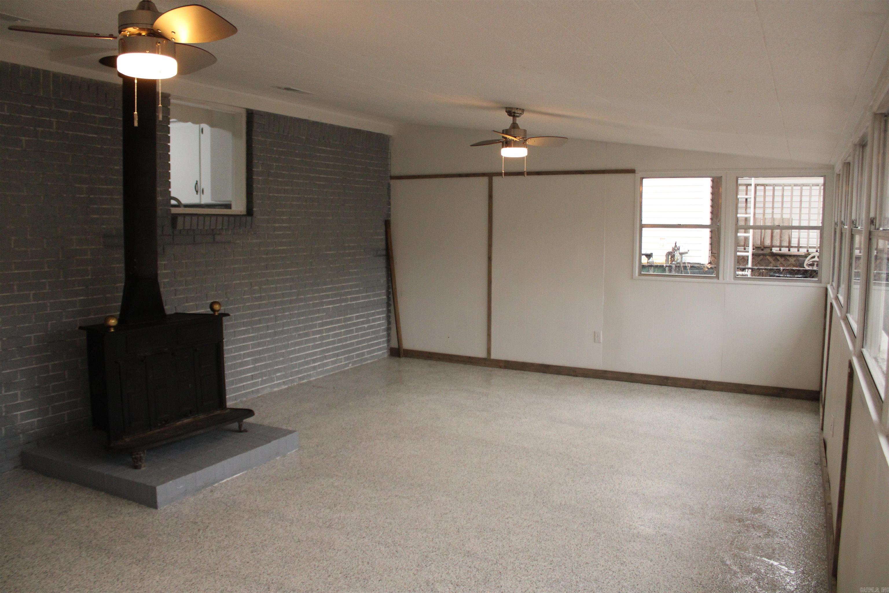 HILLSIDE - Residential