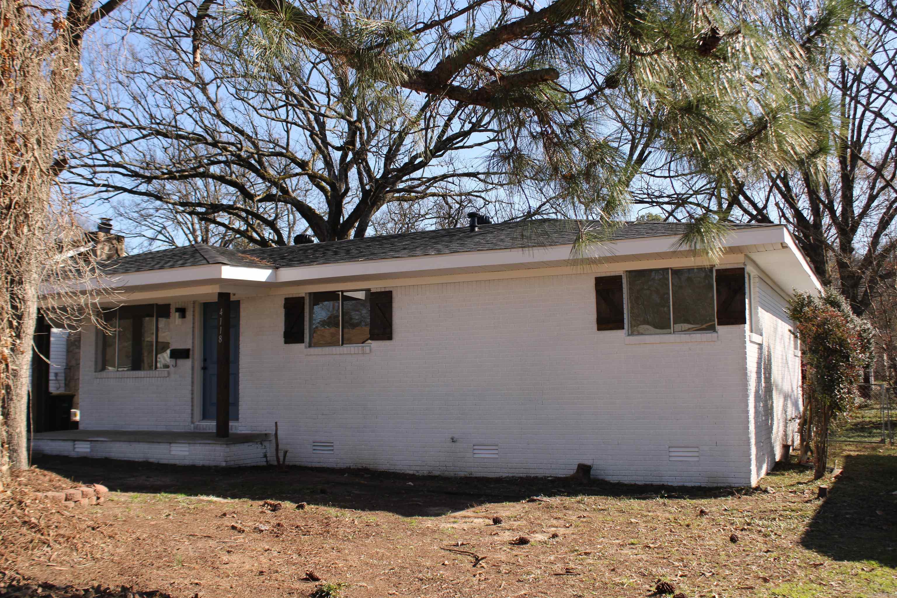 HILLSIDE - Residential