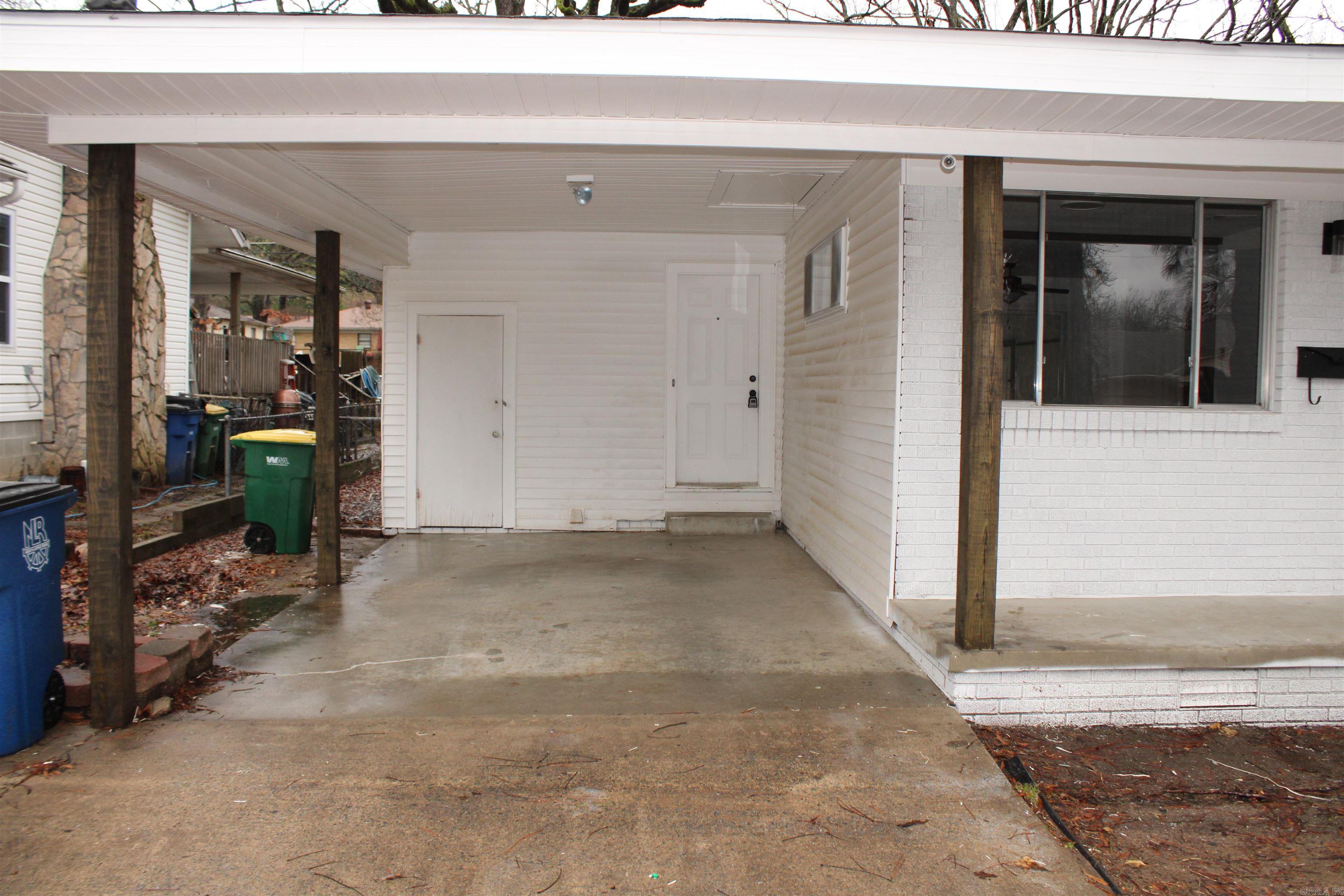 HILLSIDE - Residential