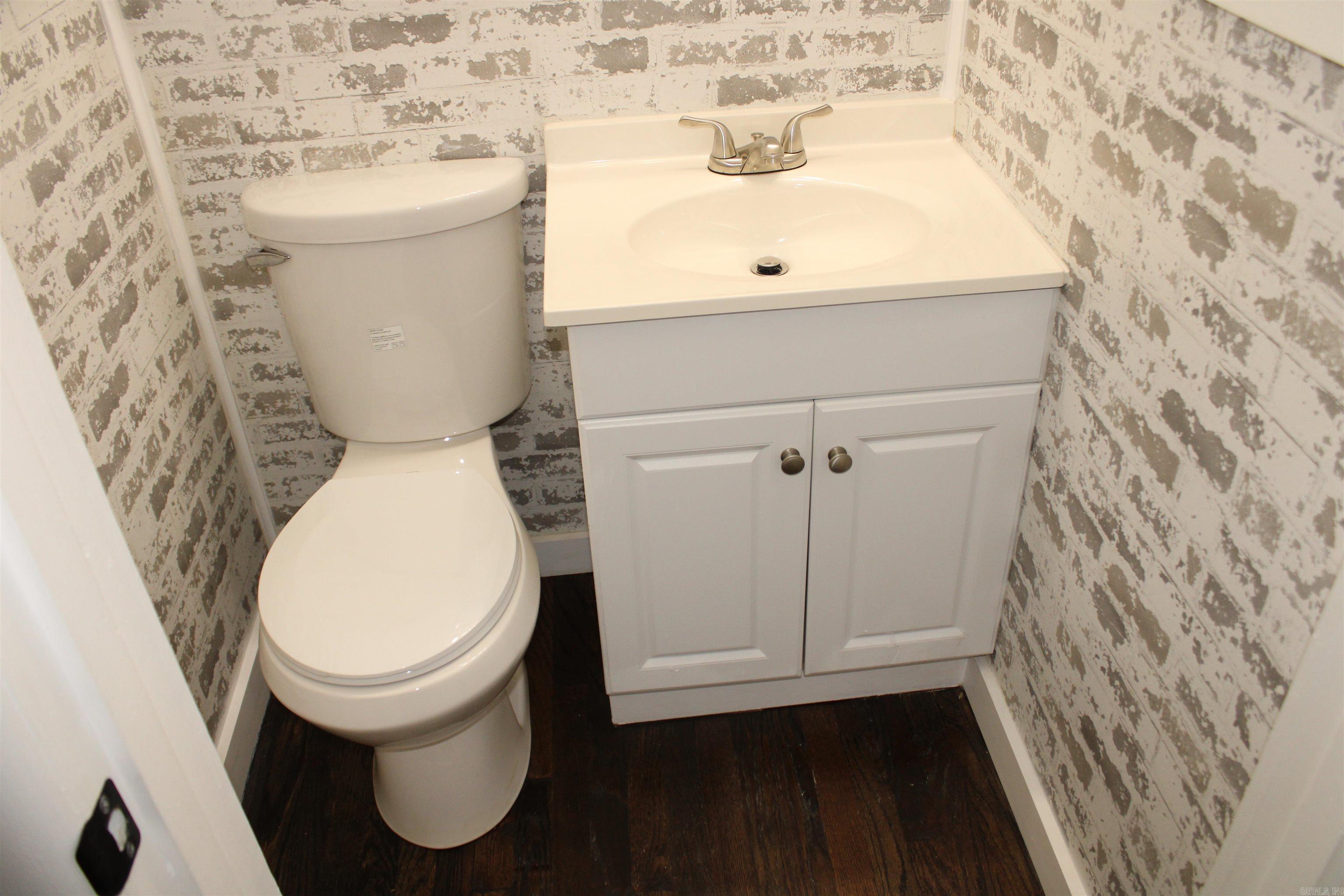 HILLSIDE - Residential