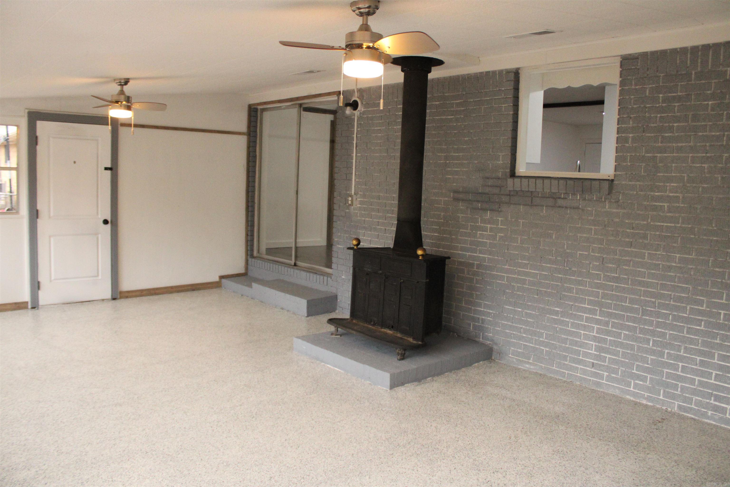 HILLSIDE - Residential