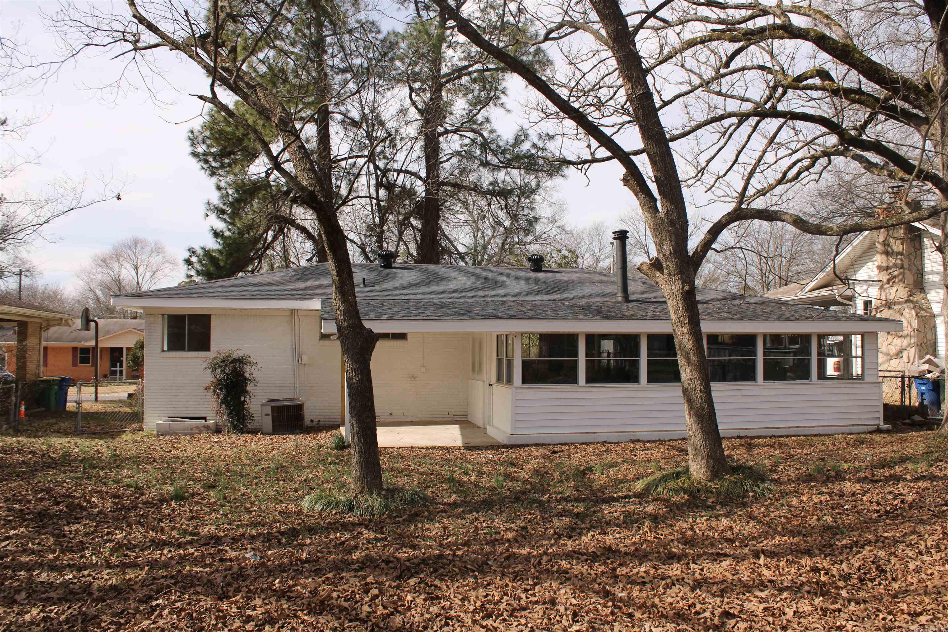 HILLSIDE - Residential