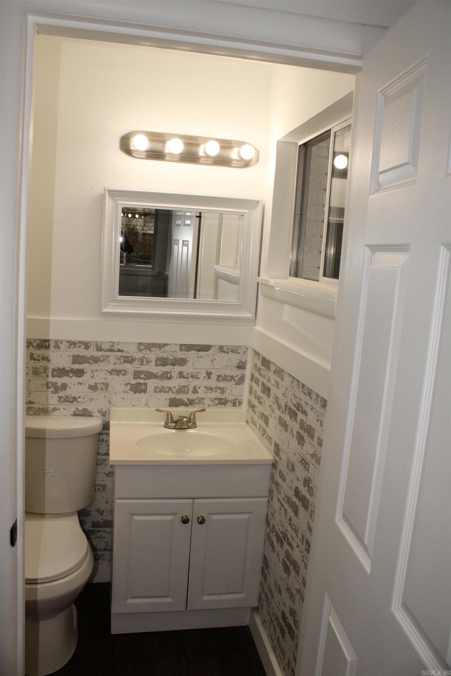 HILLSIDE - Residential