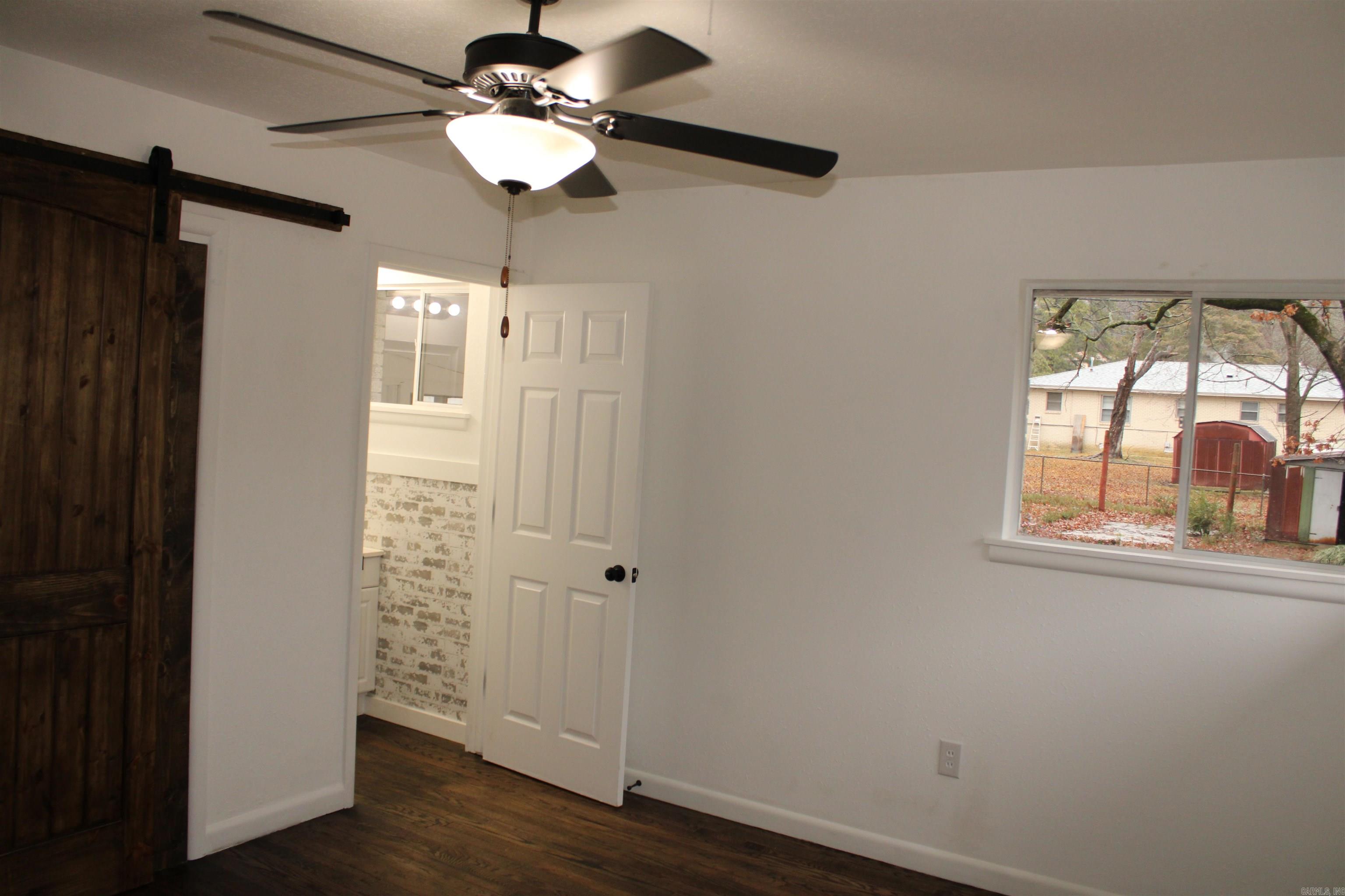 HILLSIDE - Residential