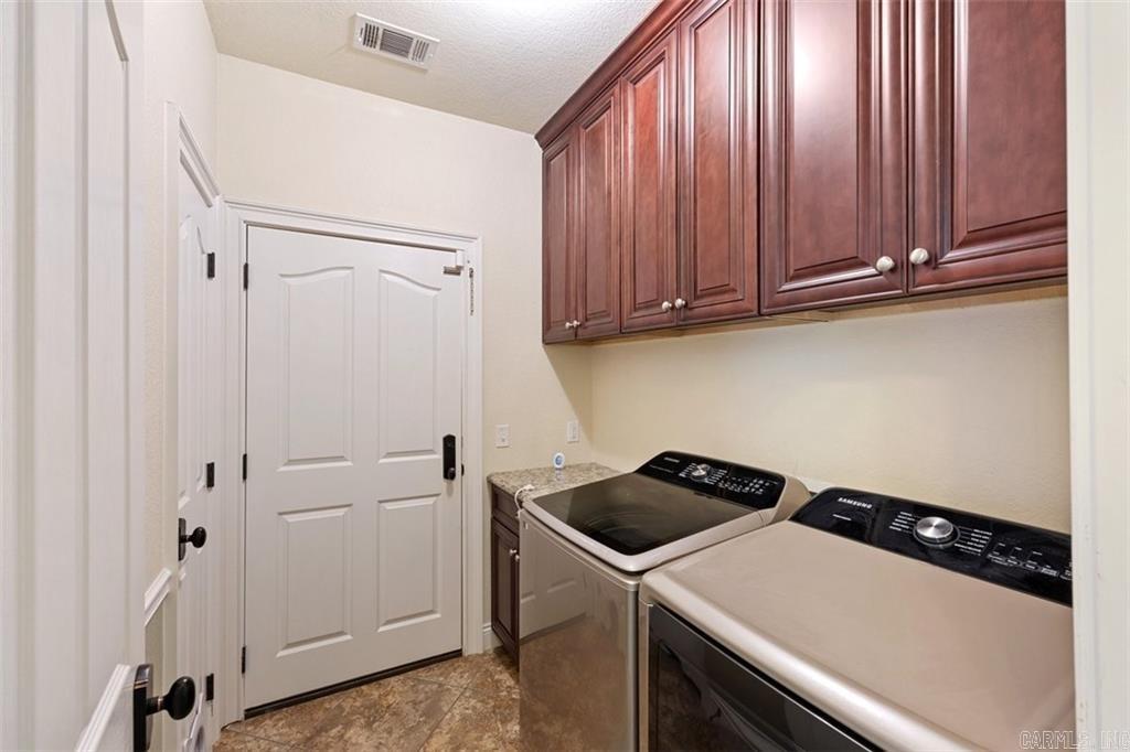 Magnolia - Residential