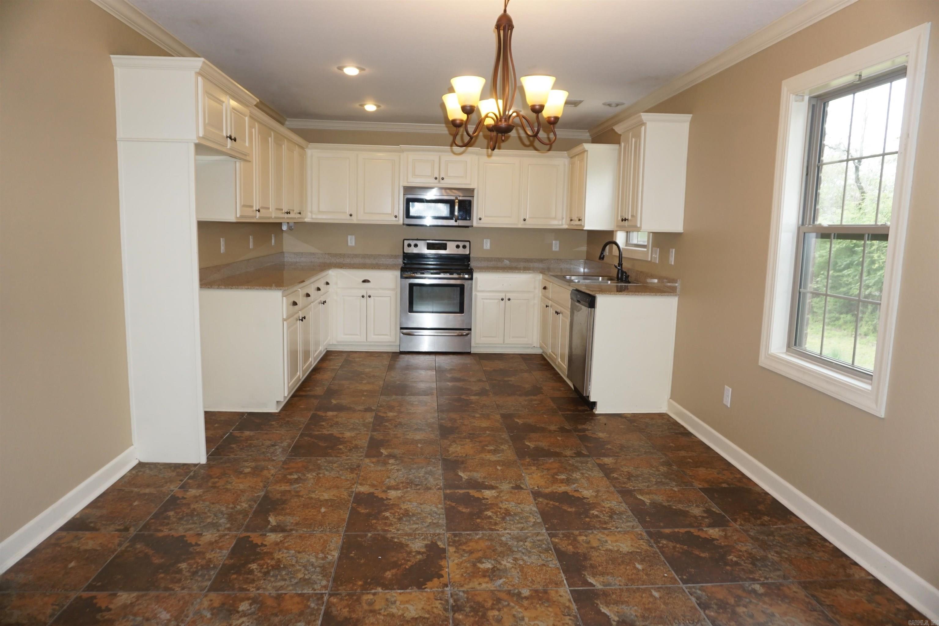 RIDGEWOOD S/D - Residential