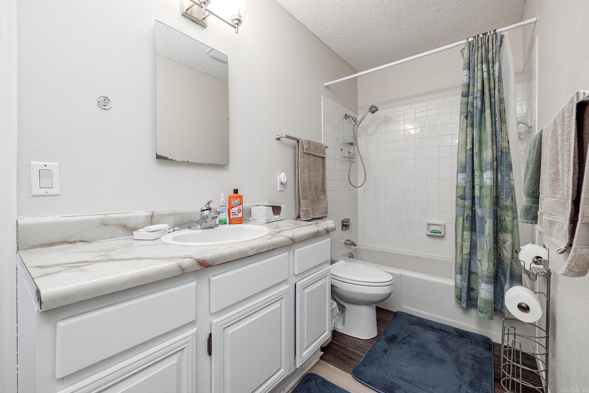 Guadalajara Courts #1 - Residential