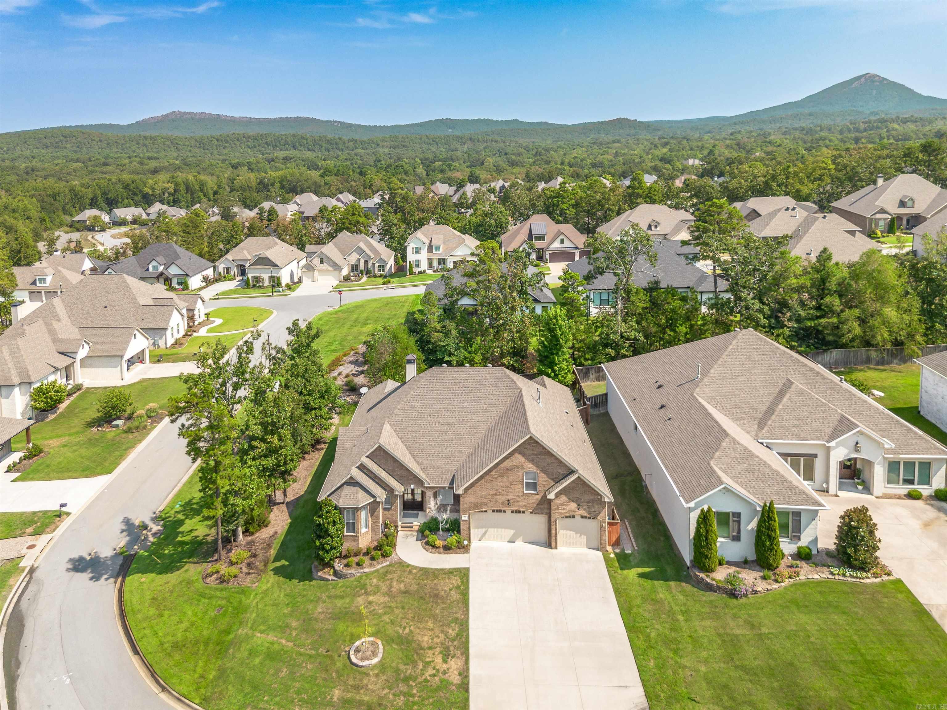 CHENAL VALLEY EPERNAY PLACE - Residential