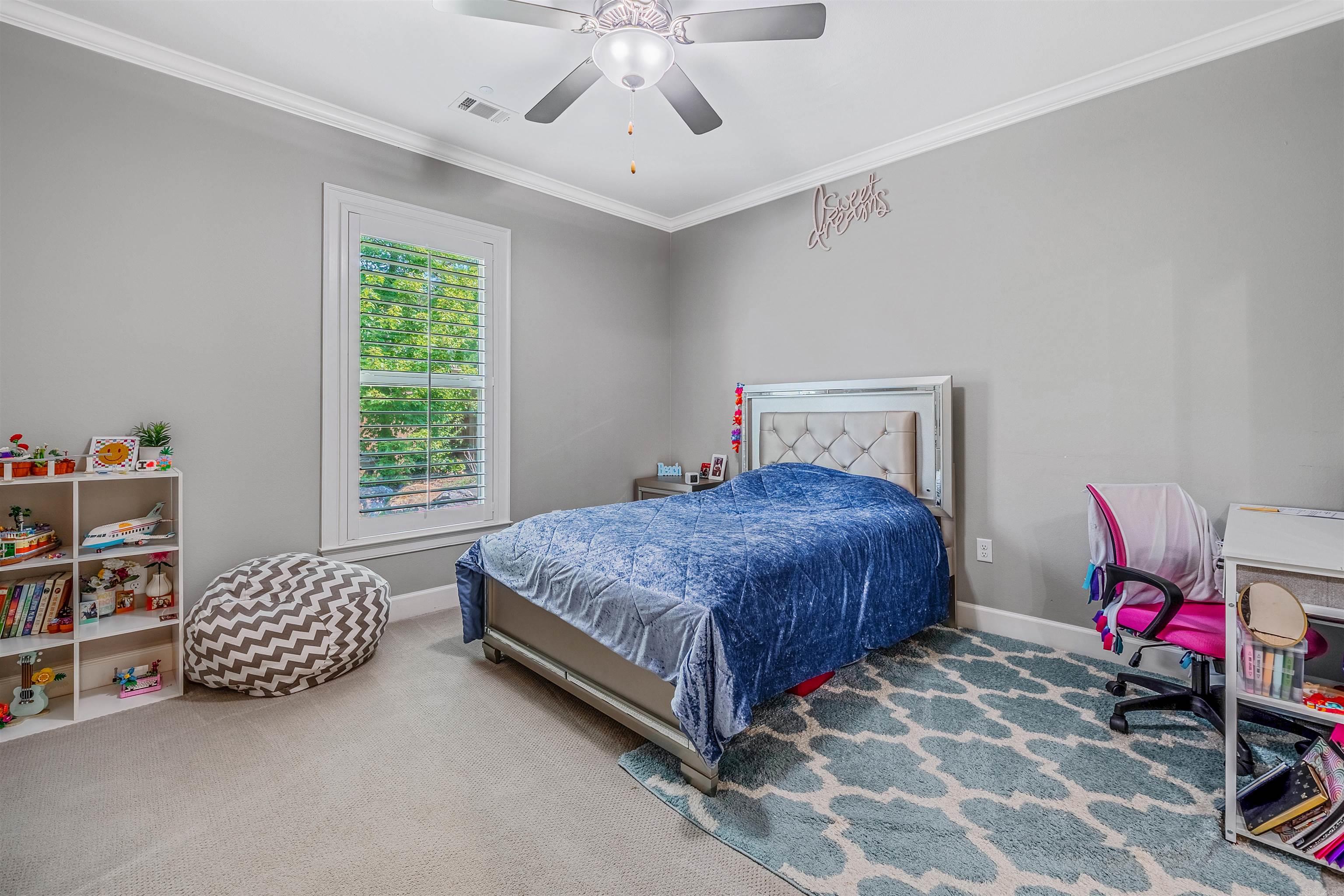 CHENAL VALLEY EPERNAY PLACE - Residential