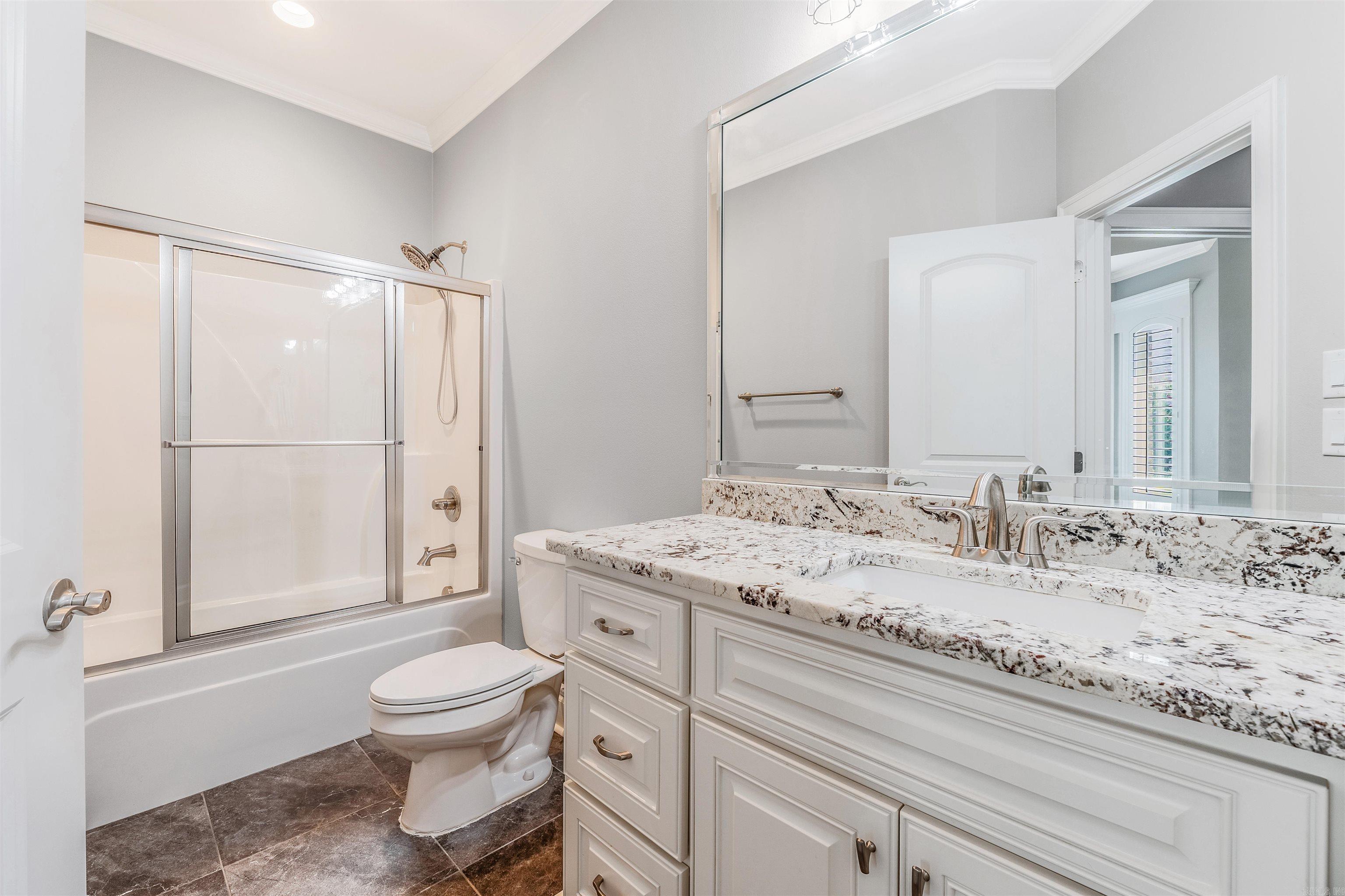 CHENAL VALLEY EPERNAY PLACE - Residential