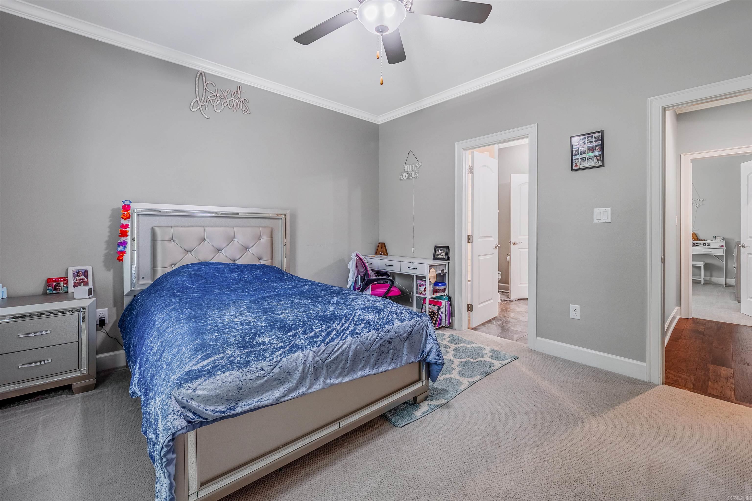CHENAL VALLEY EPERNAY PLACE - Residential