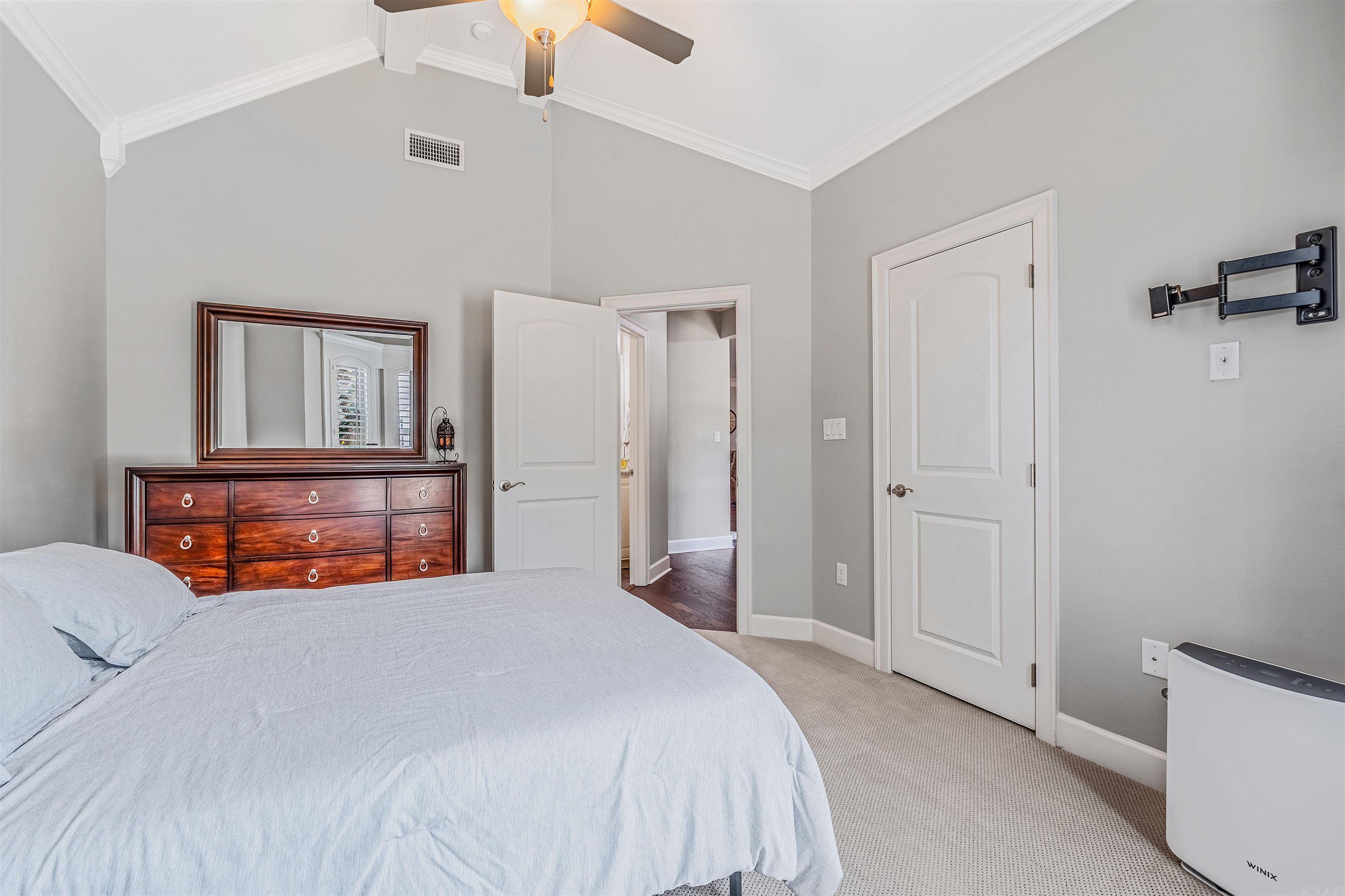 CHENAL VALLEY EPERNAY PLACE - Residential