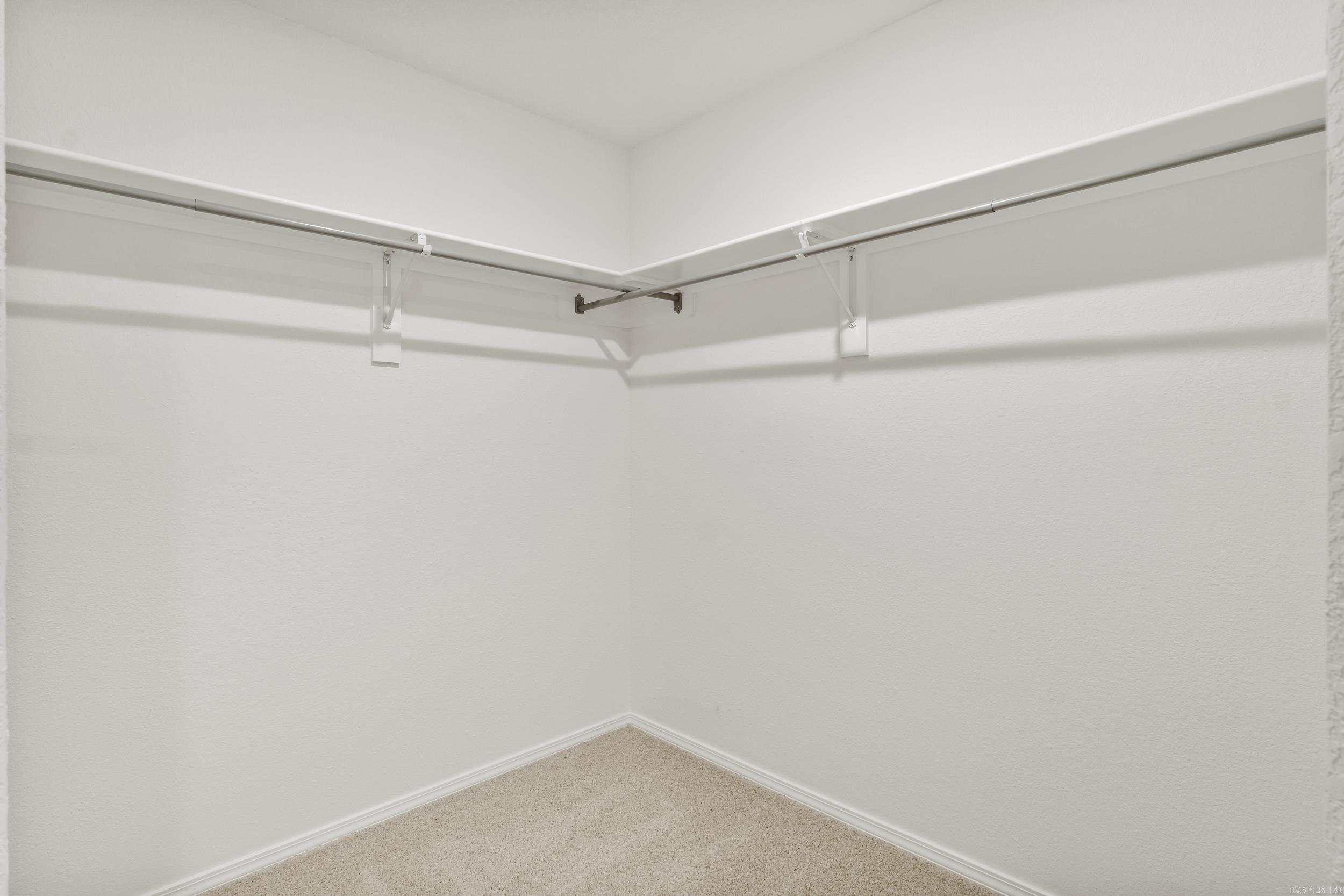 COUNTRY CLUB OF ARK THE - Residential