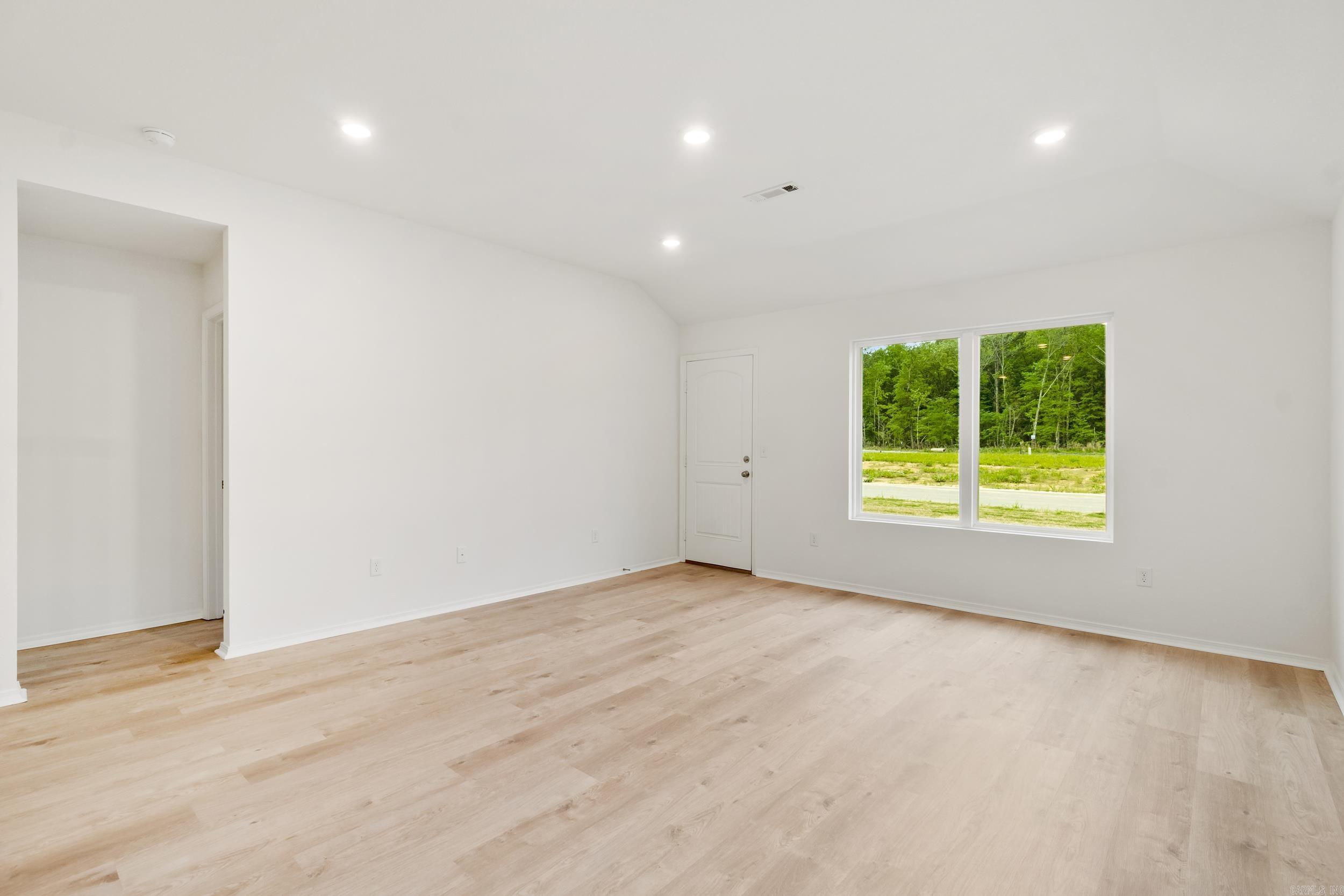 COUNTRY CLUB OF ARK THE - Residential