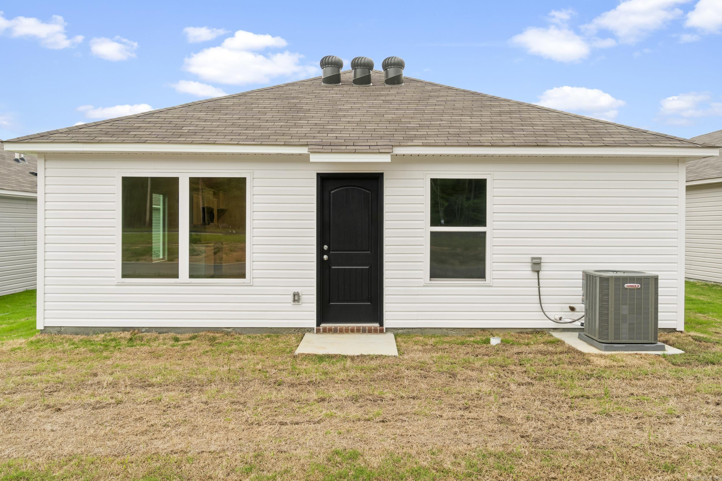 COUNTRY CLUB OF ARK THE - Residential