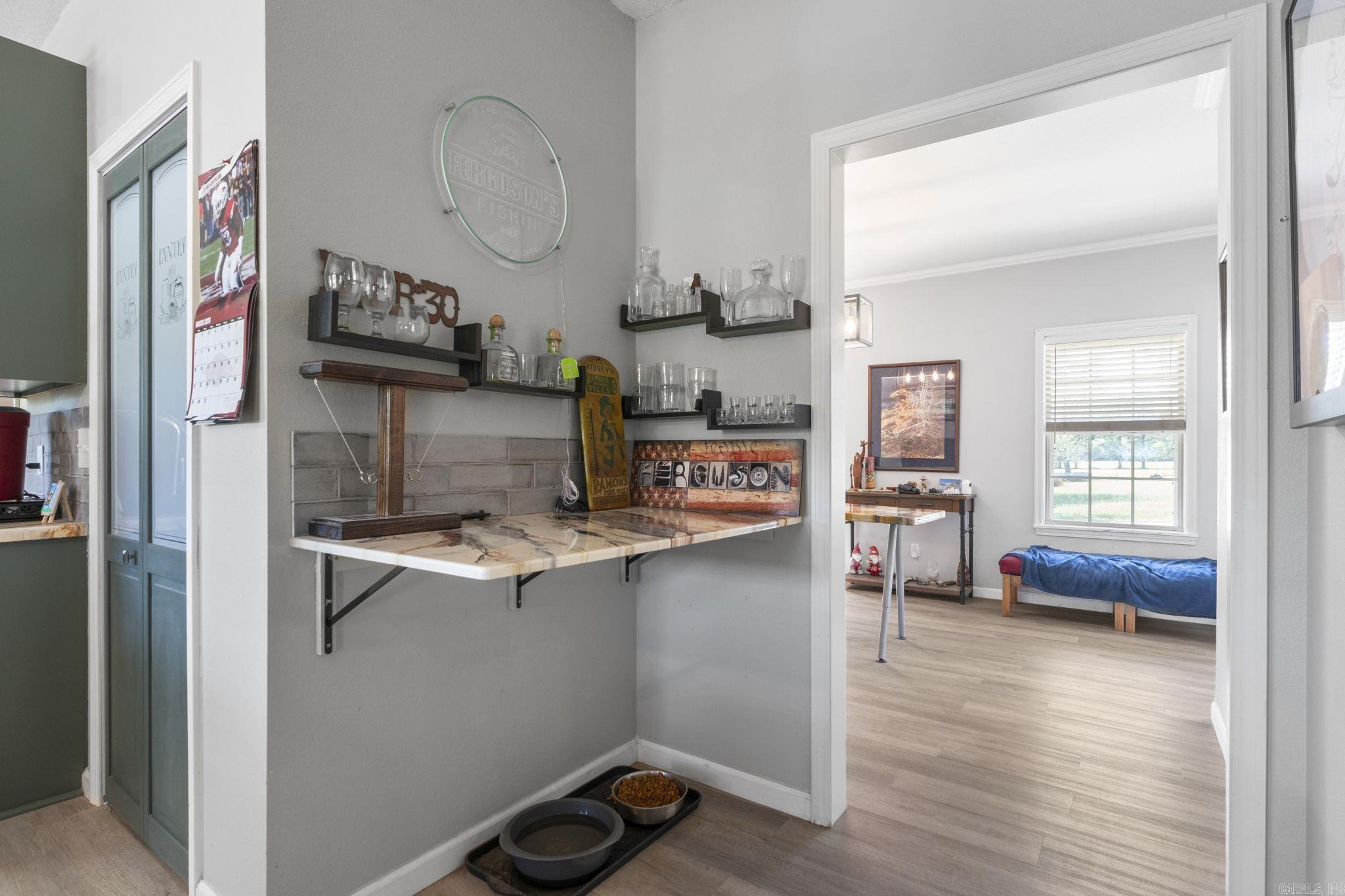 216 LAKEVIEW - Residential