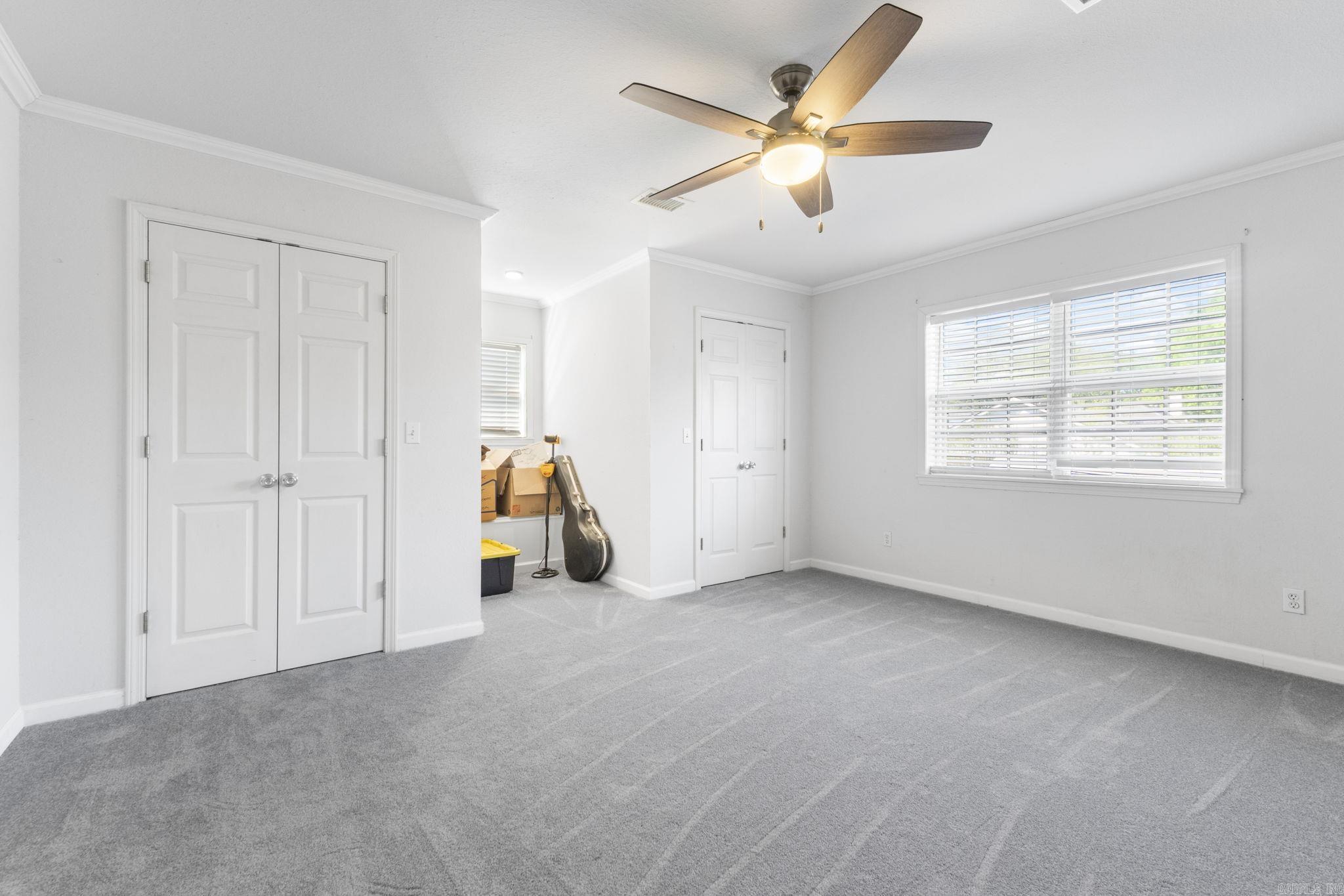 216 LAKEVIEW - Residential